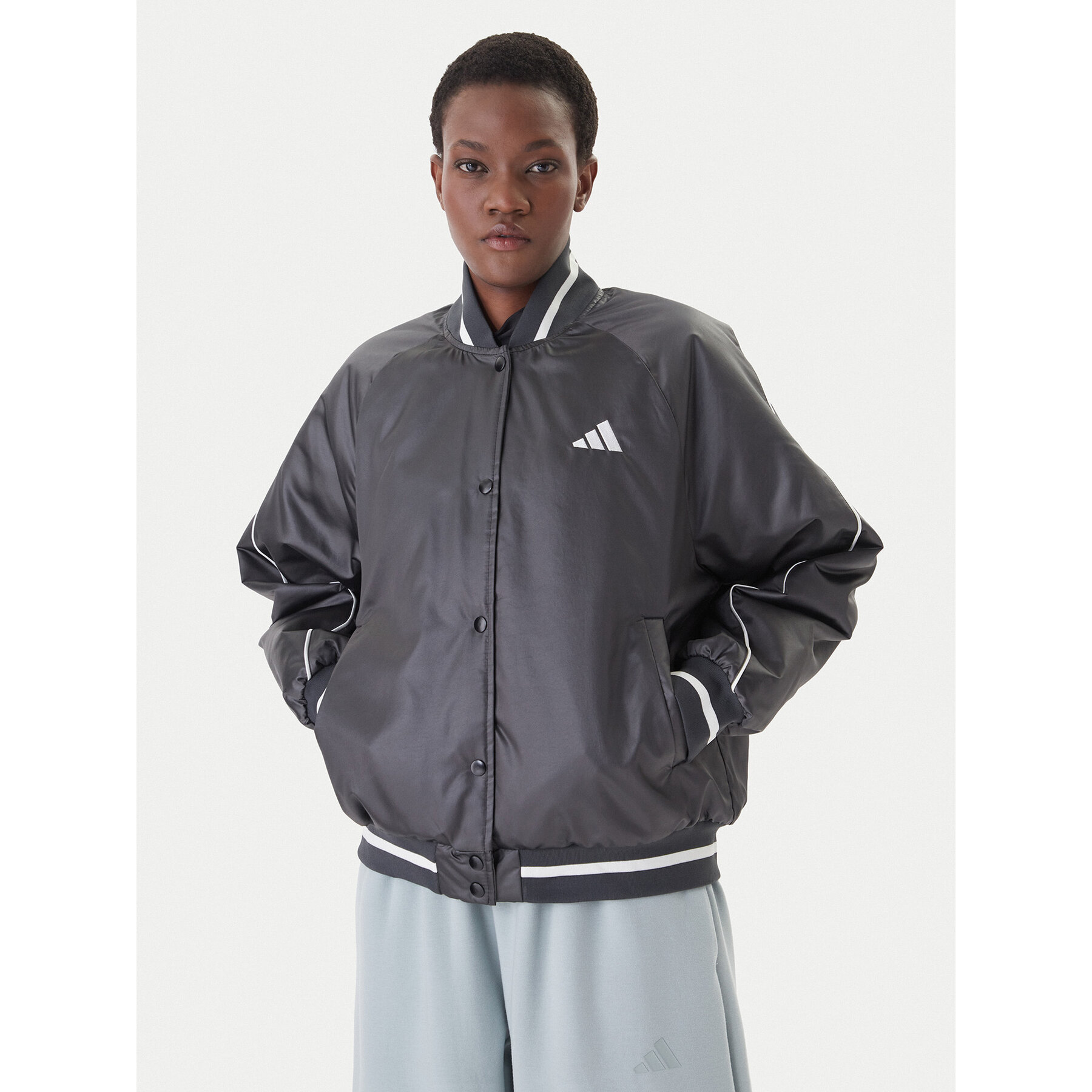 adidas Kurtka bomber Stadium JZ6919 Szary Loose Fit