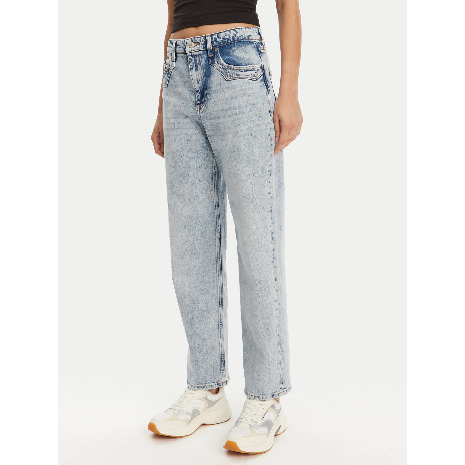 Tommy Jeans Jeansy Layla DW0DW21418 Niebieski Straight Fit