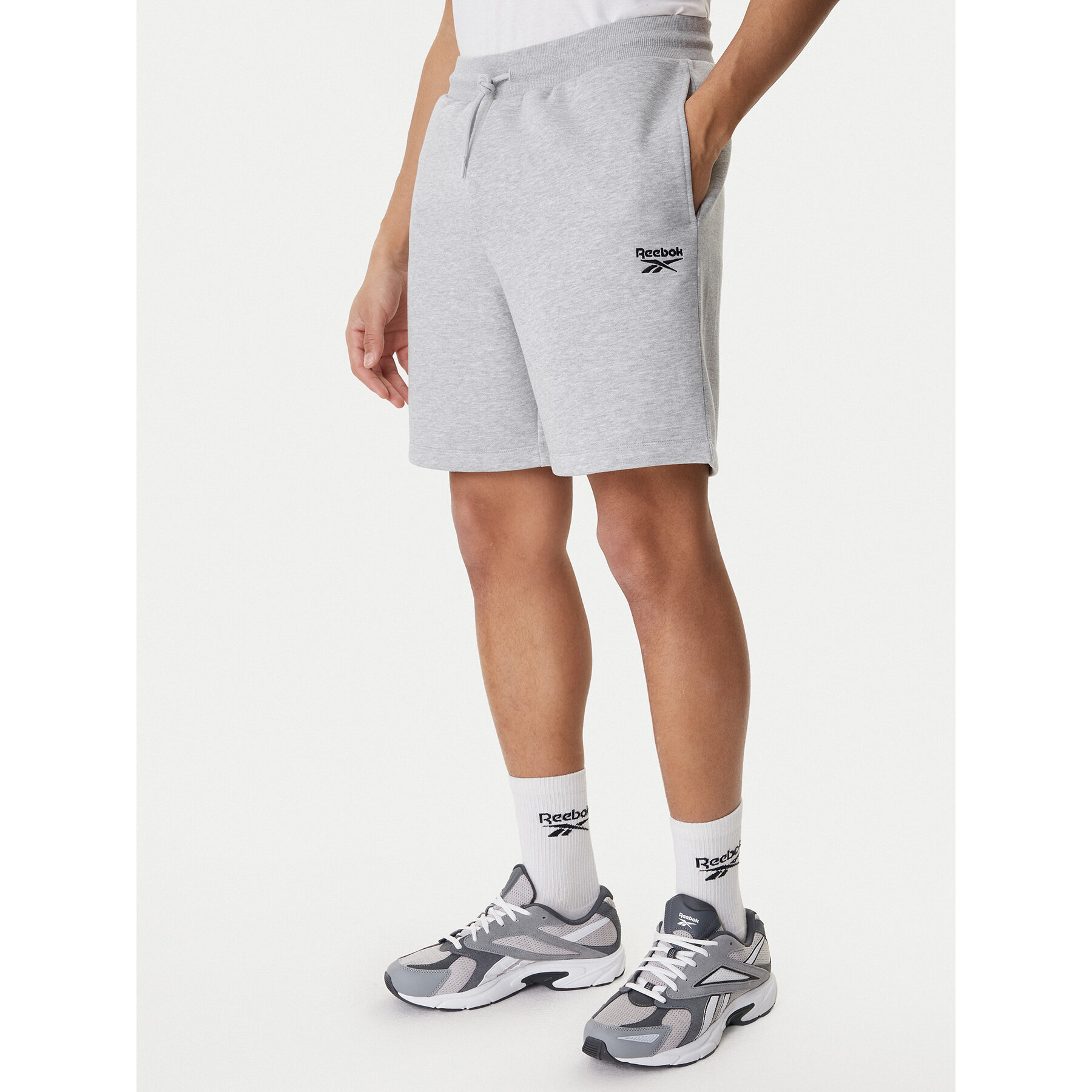Reebok Szorty sportowe Bazunu RK25558CCM Szary Regular Fit