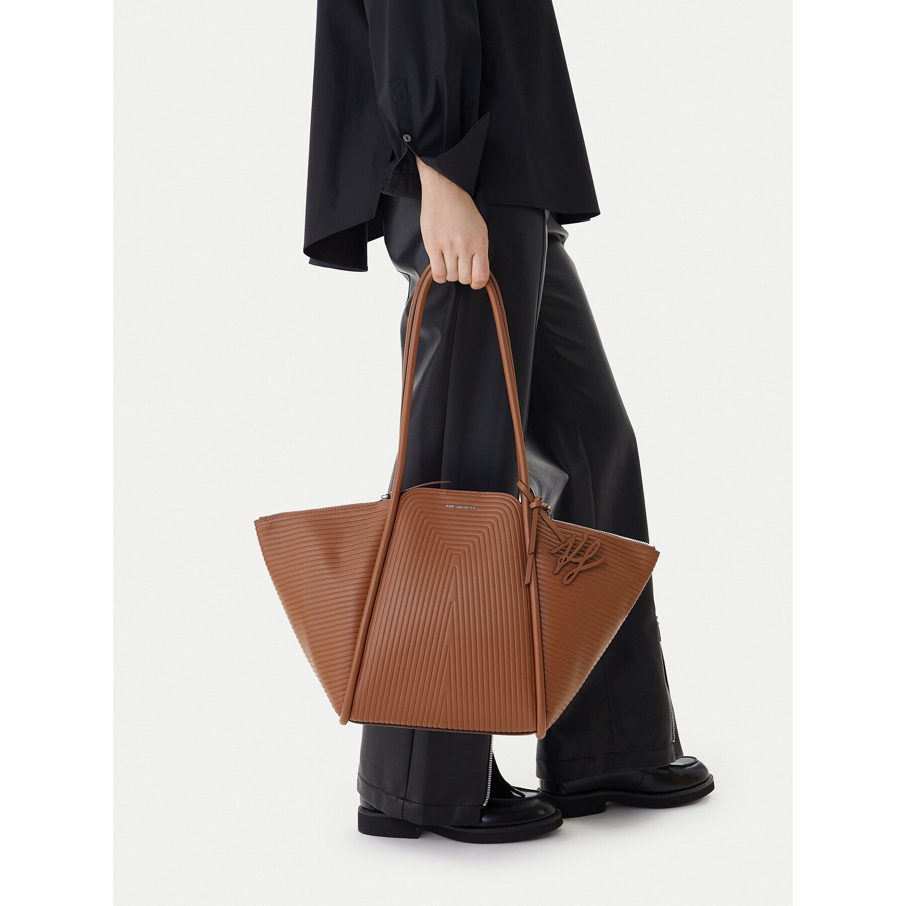 KARL LAGERFELD Torebka B1W30043 Brązowy
