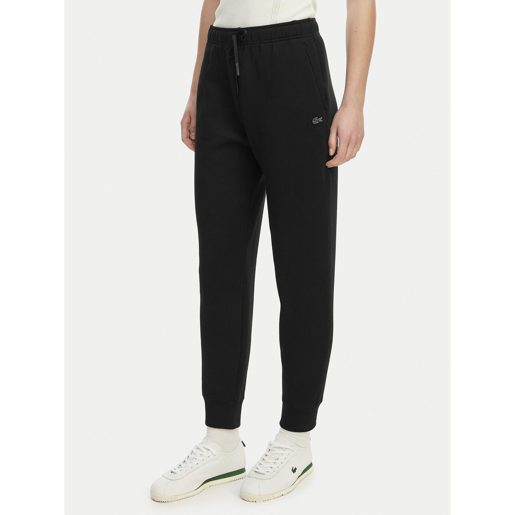 Lacoste Spodnie dresowe XF0047 Czarny Regular Fit