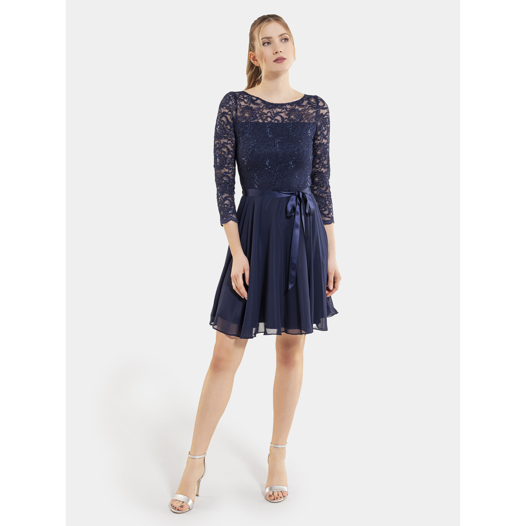 Swing Sukienka koktajlowa 77761210 Granatowy Regular Fit
