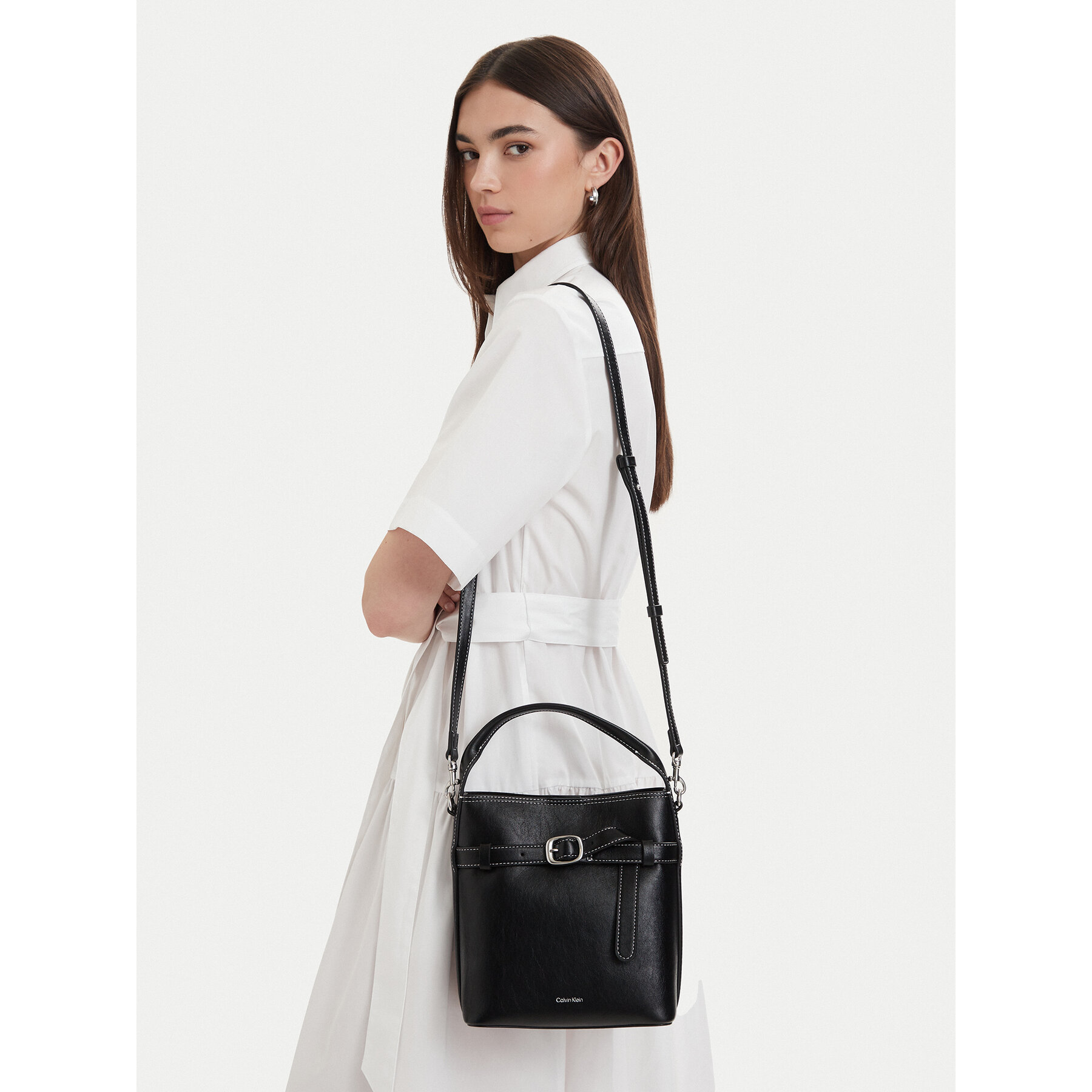 Calvin Klein Torebka Buckle Mini Bucket Crossbody LV04F3550G Czarny