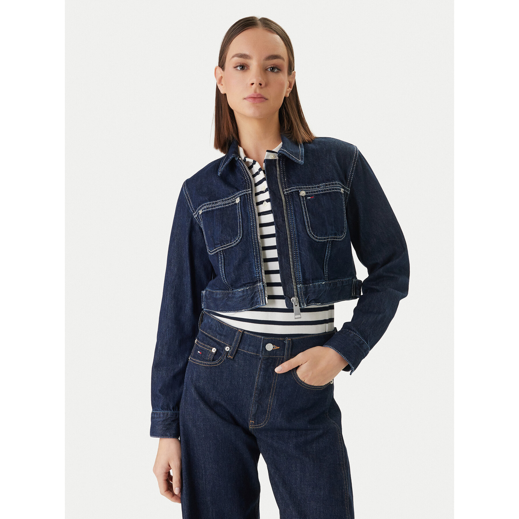 Tommy Jeans Kurtka jeansowa DW0DW22384 Granatowy Straight Fit