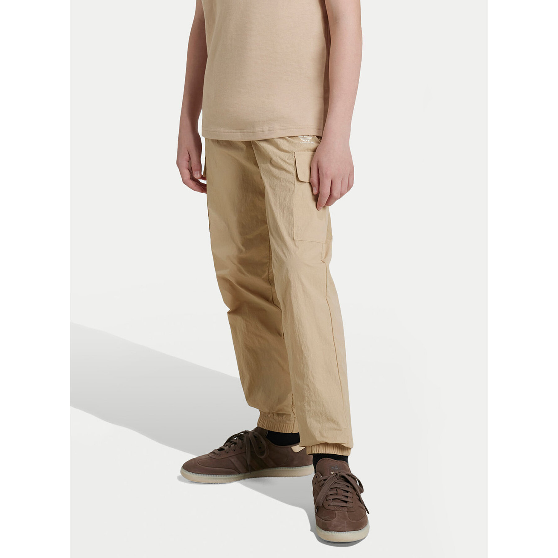 adidas Spodnie dresowe IX7620 Beżowy Regular Fit