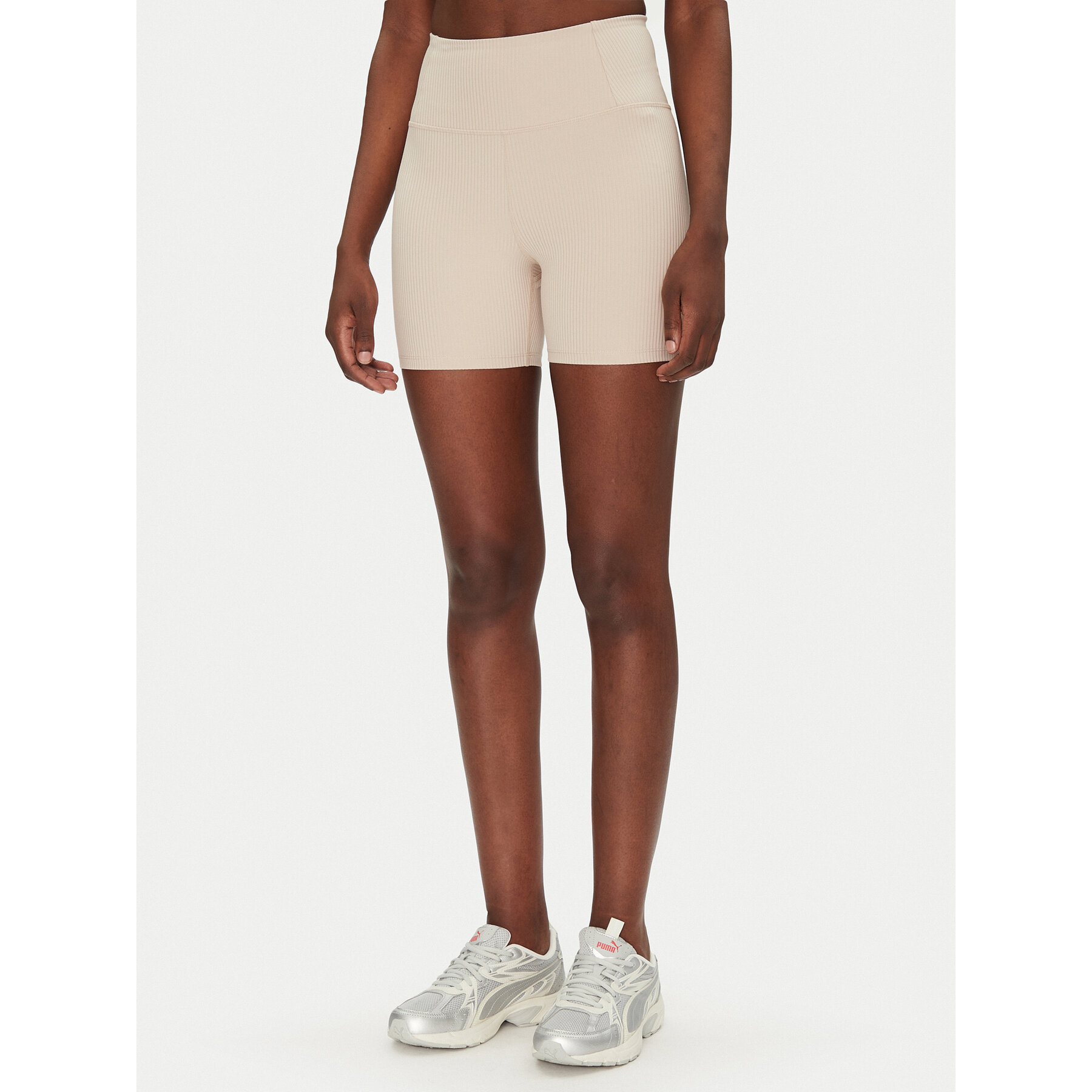 Girlfriend Collective Szorty sportowe Rib Run 4041 Beżowy Slim Fit