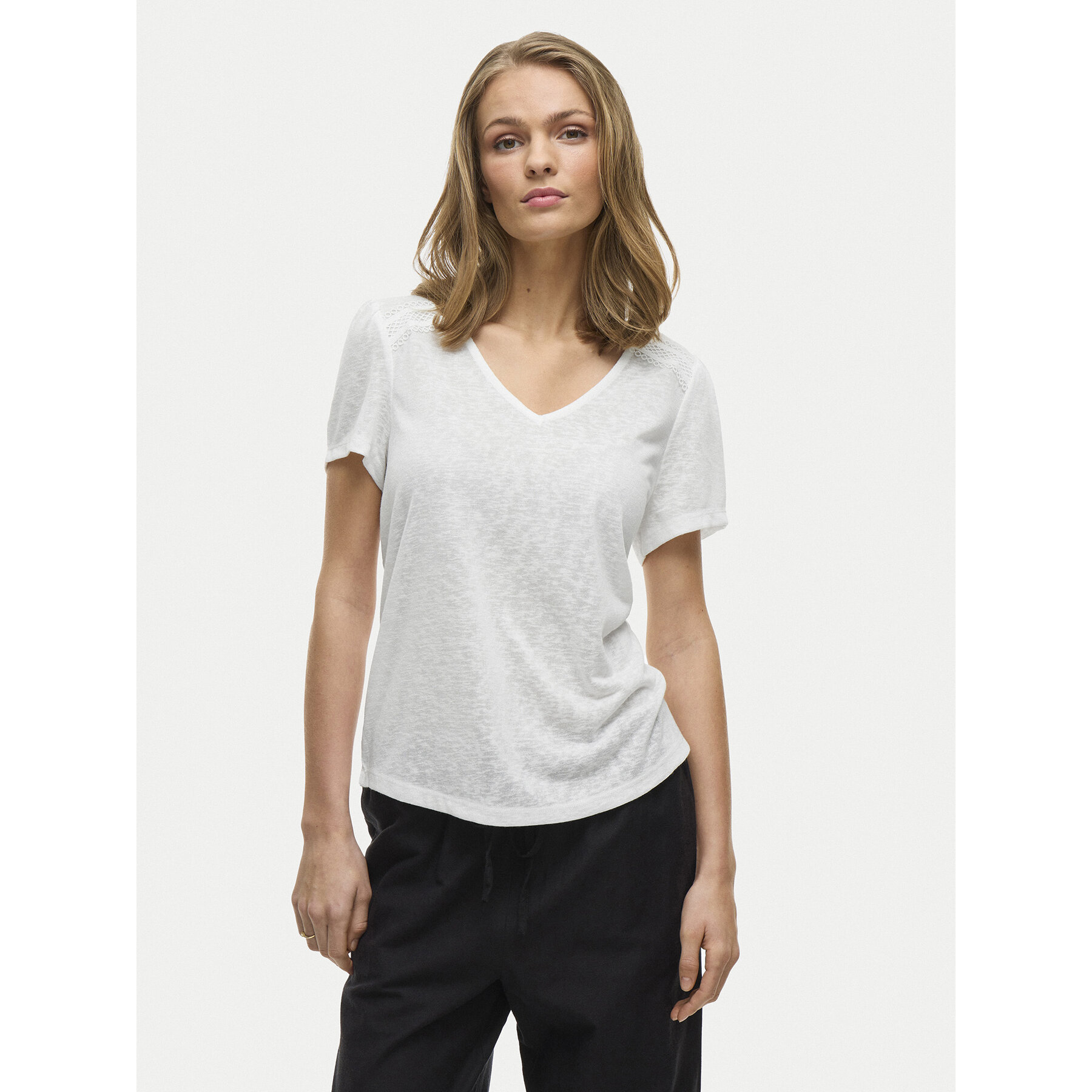 Vila T-Shirt Amer 14093441 Biały Regular Fit