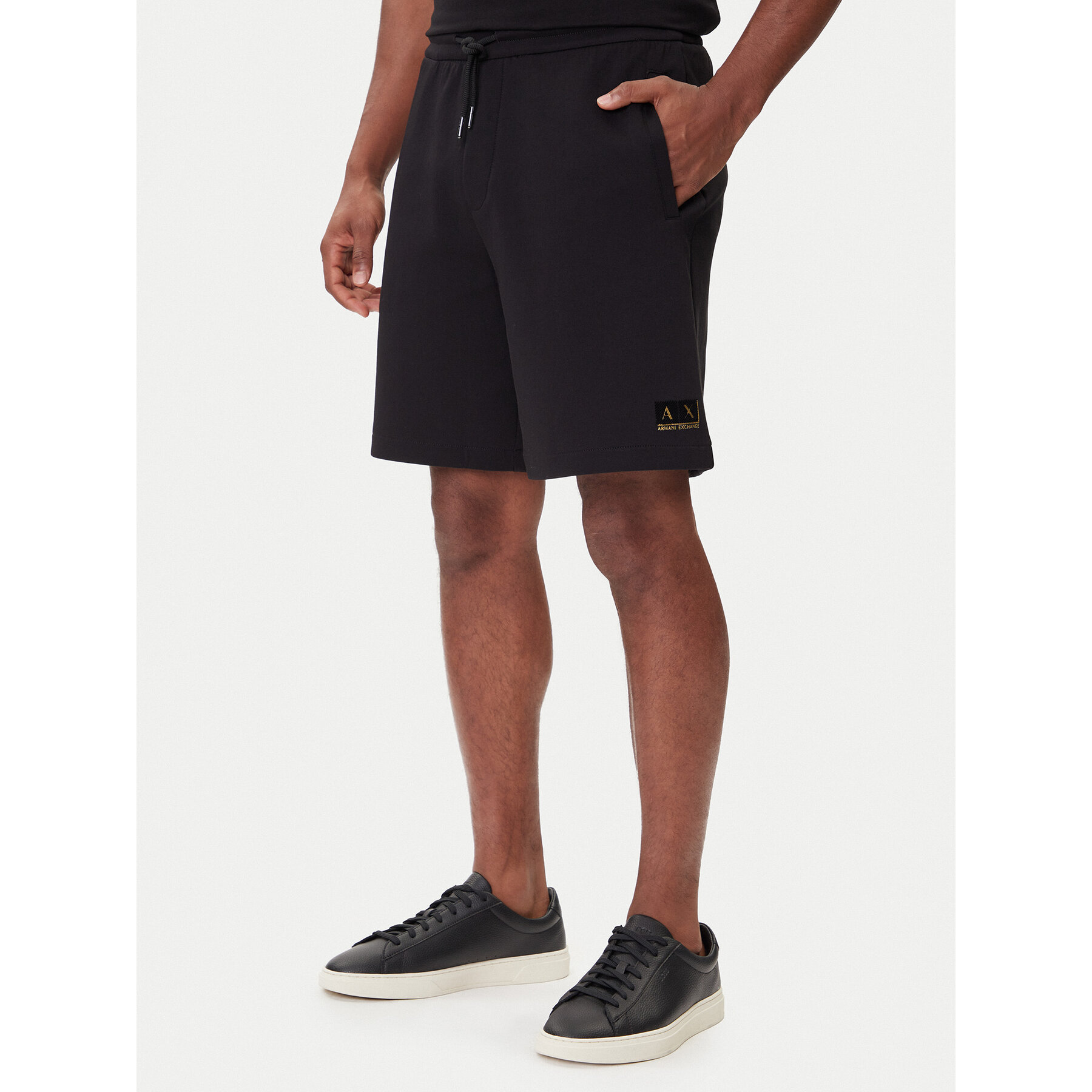 Armani Exchange Szorty sportowe XM001887 AF10818 MC004 Czarny Regular Fit