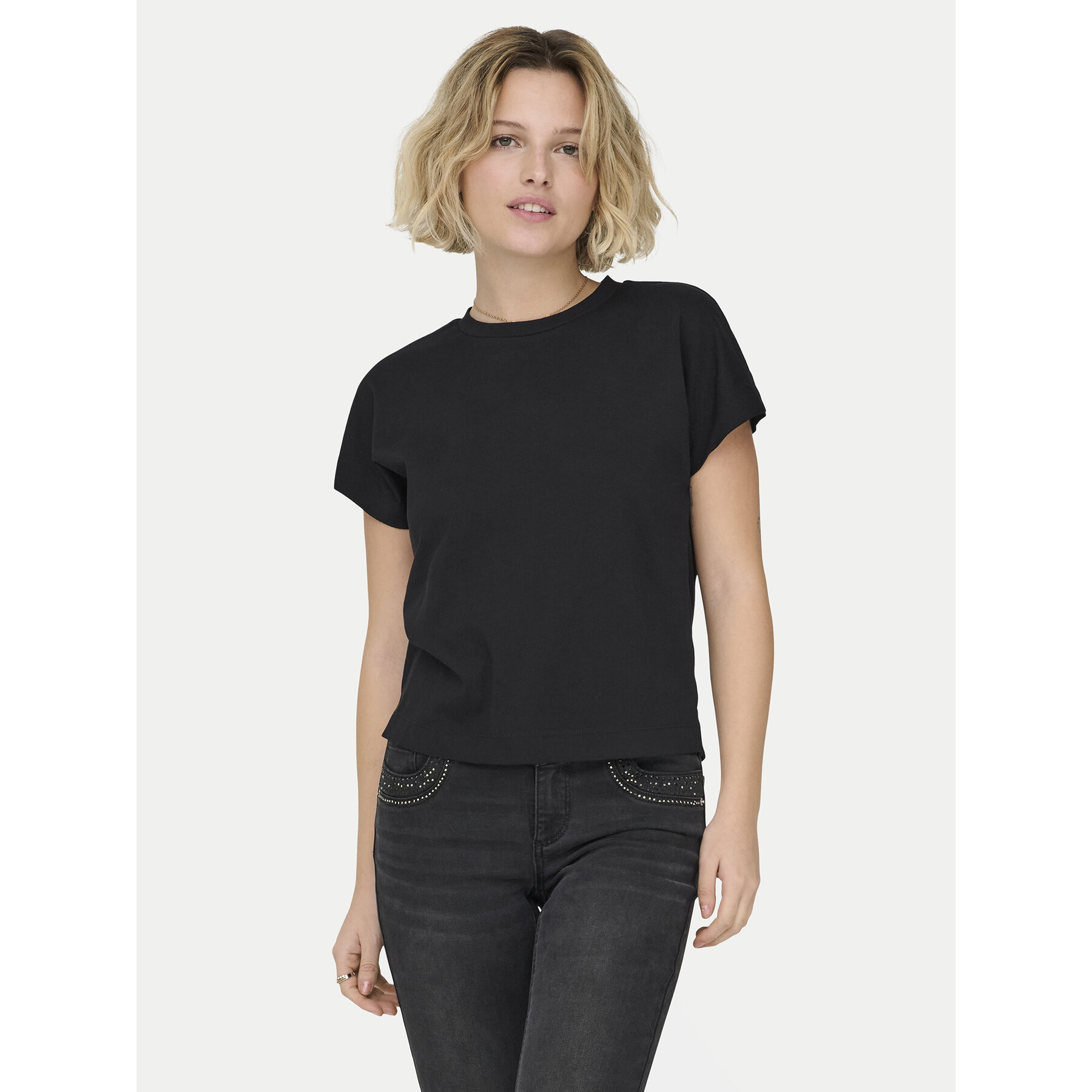 ONLY T-Shirt Erica 15308926 Czarny Oversize