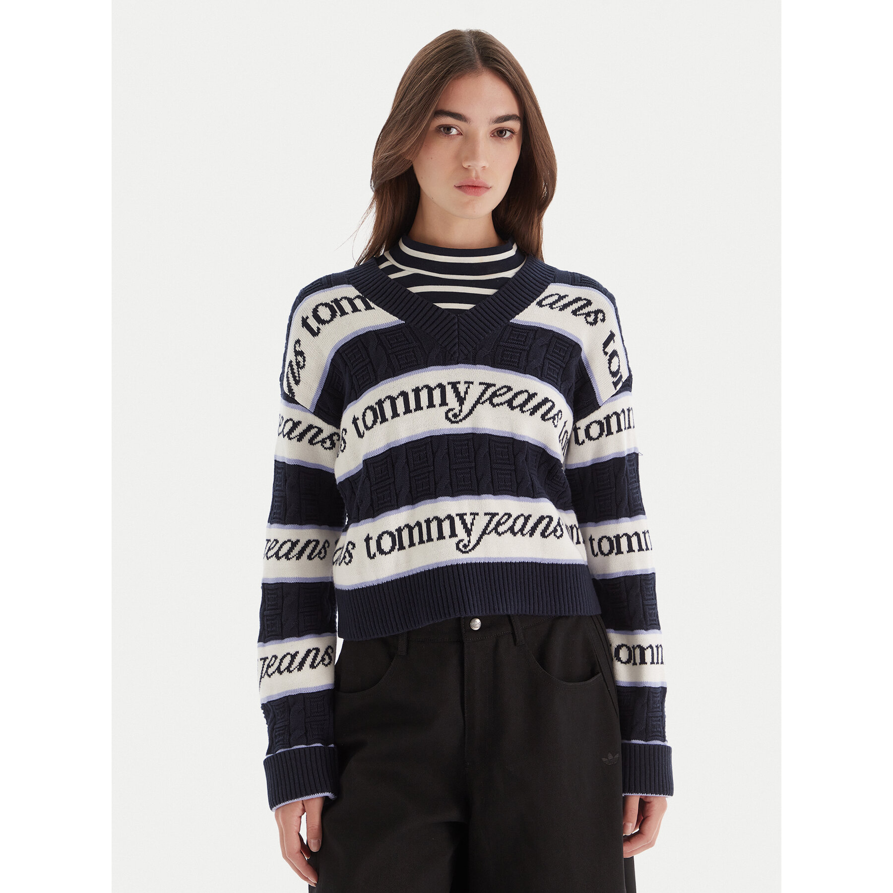 Tommy Jeans Sweter DW0DW21682 Granatowy Regular Fit