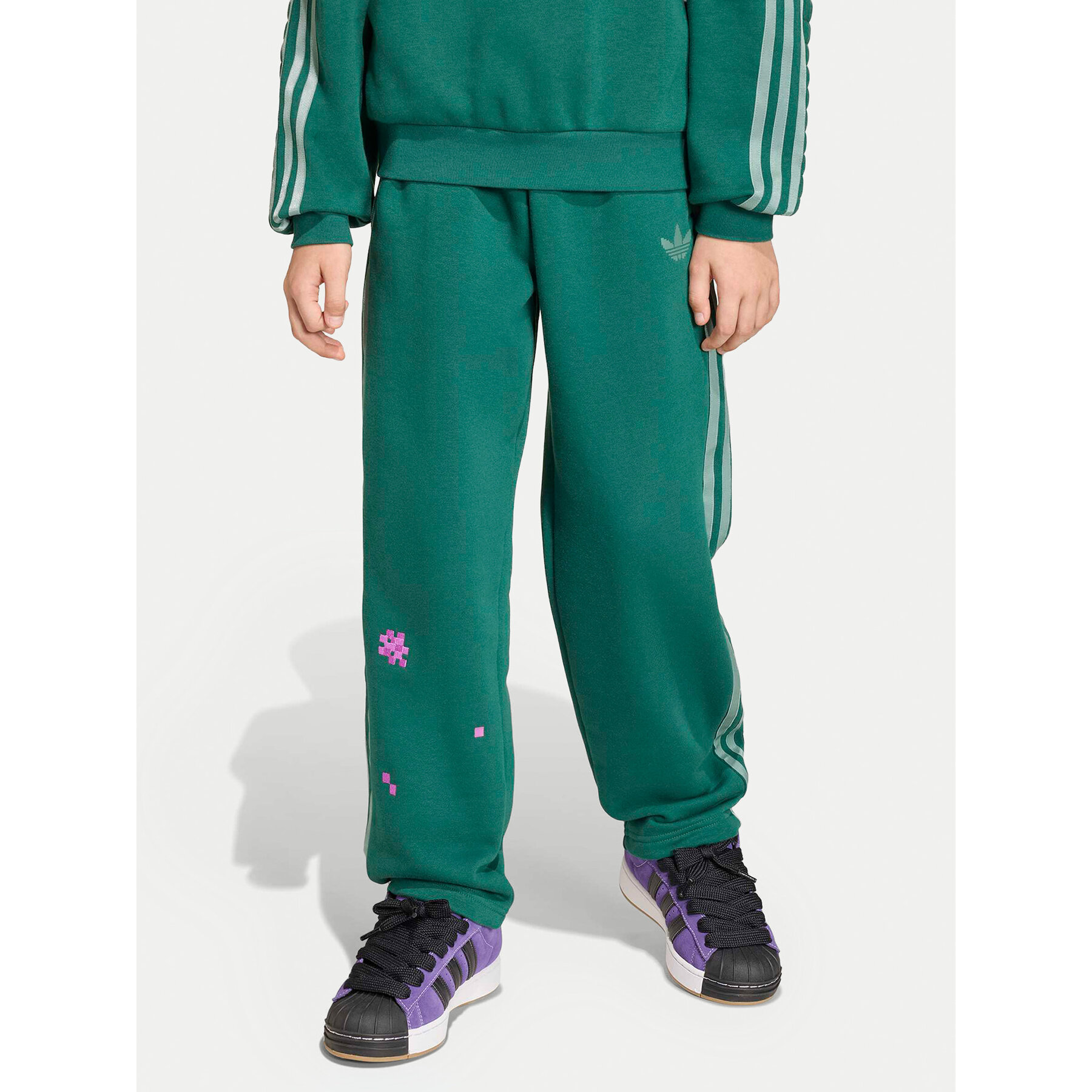 adidas Spodnie dresowe Minecraft KE2759 Zielony Loose Fit