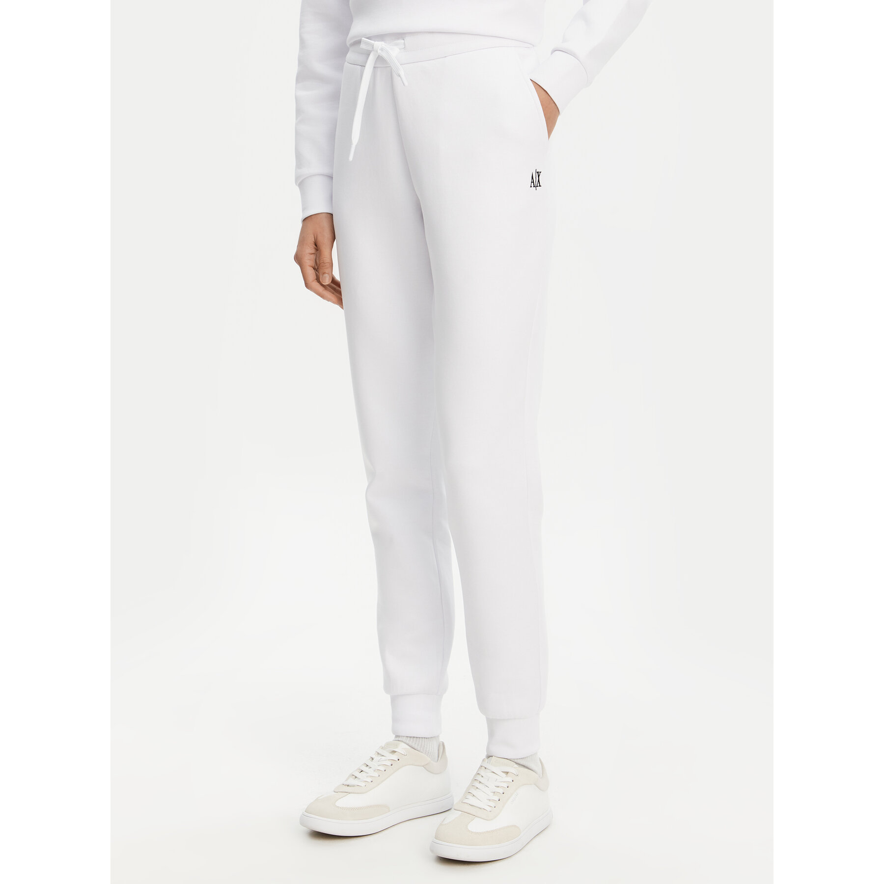 Armani Exchange Spodnie dresowe XW000824 AF10818 U0002 Biały Regular Fit