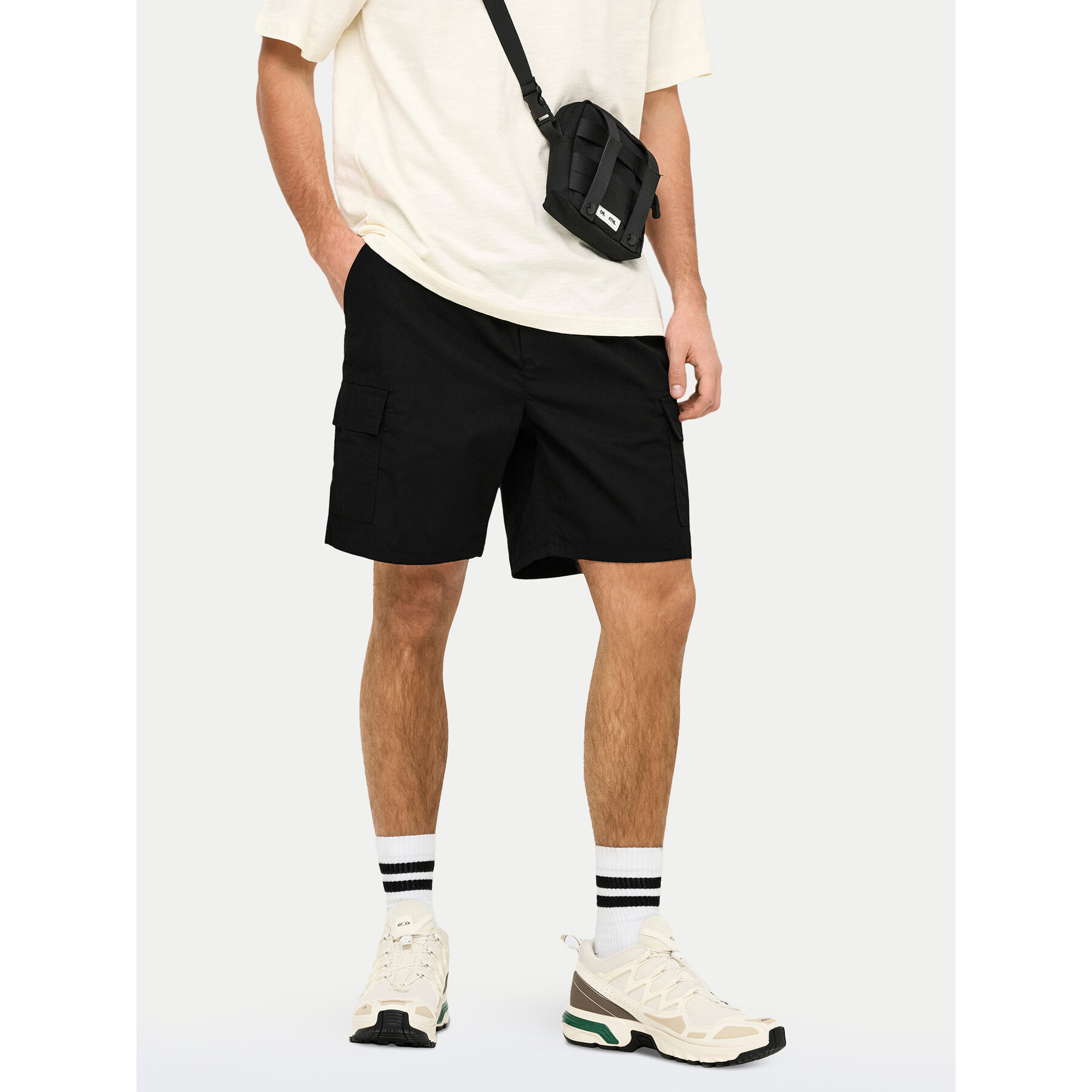 Only & Sons Szorty sportowe Kal 22034462 Czarny Slim Fit