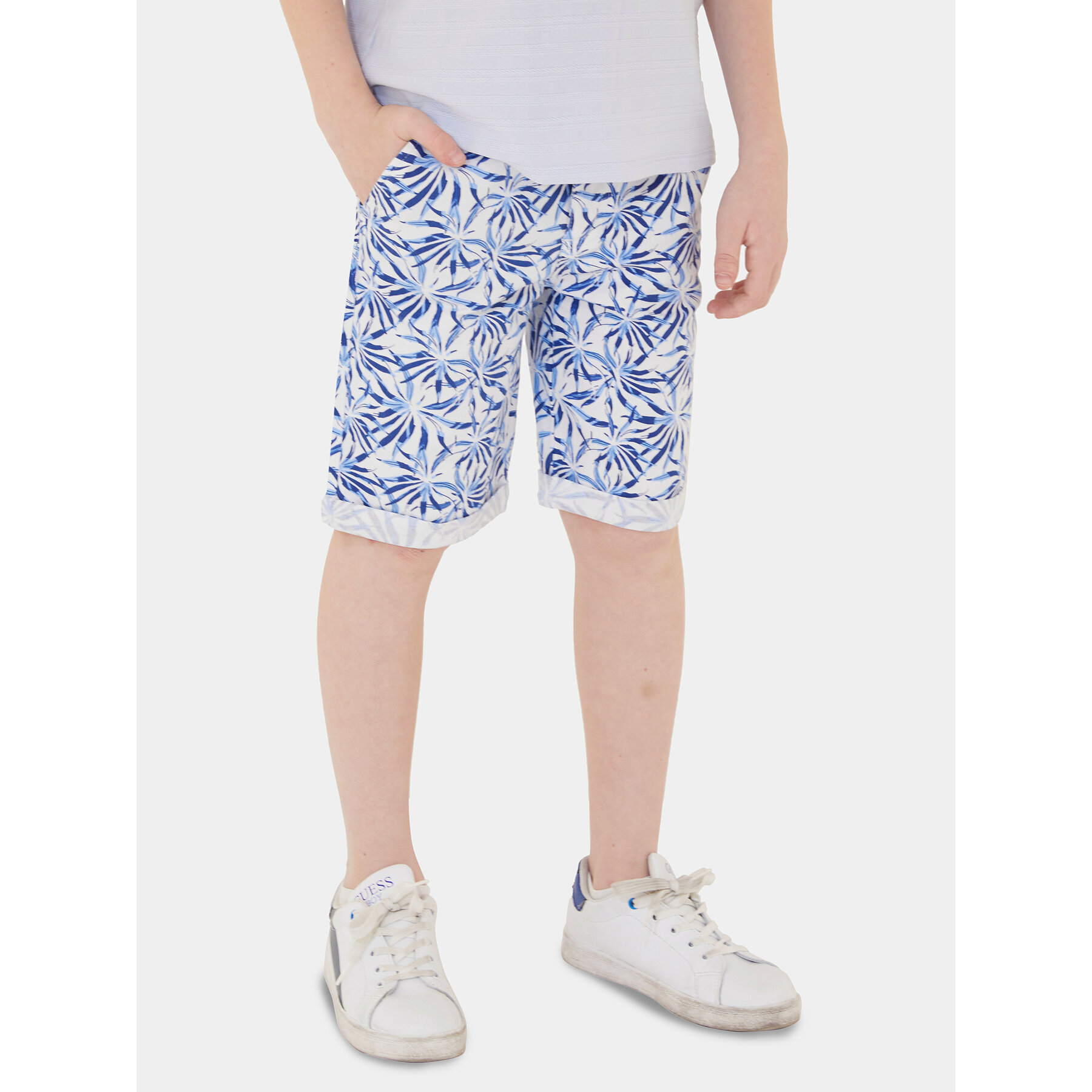 Guess Szorty materiałowe L4RD07 WFYJ0 Kolorowy Regular Fit