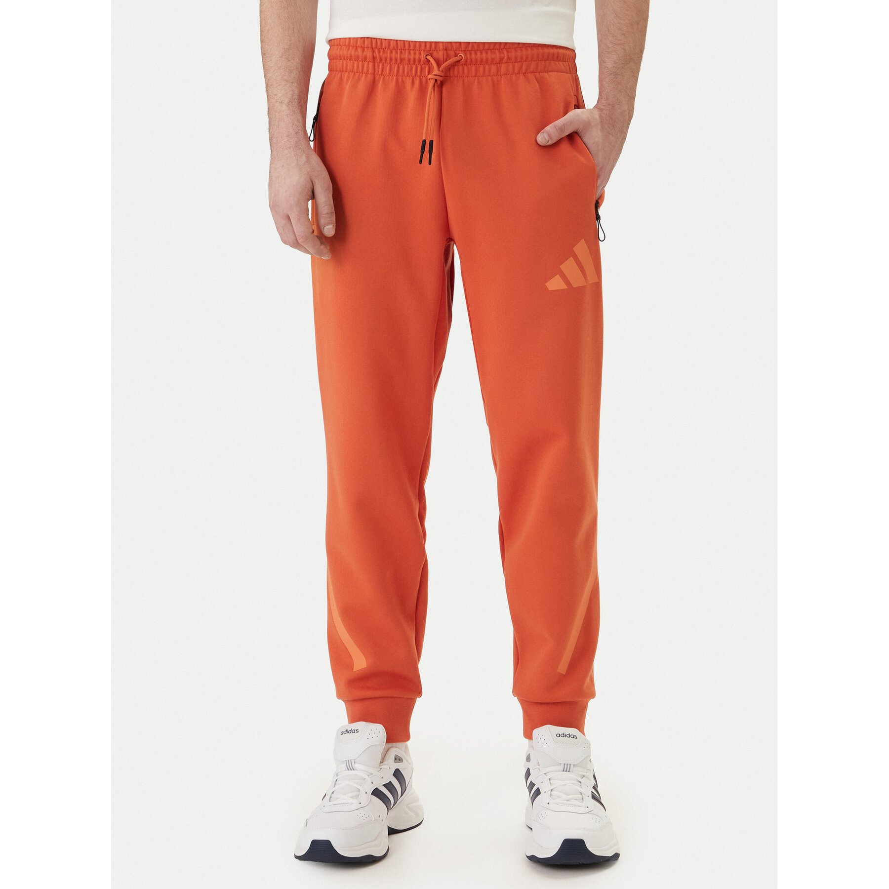 adidas Spodnie dresowe Z.N.E. KE4686 Pomarańczowy Regular Fit