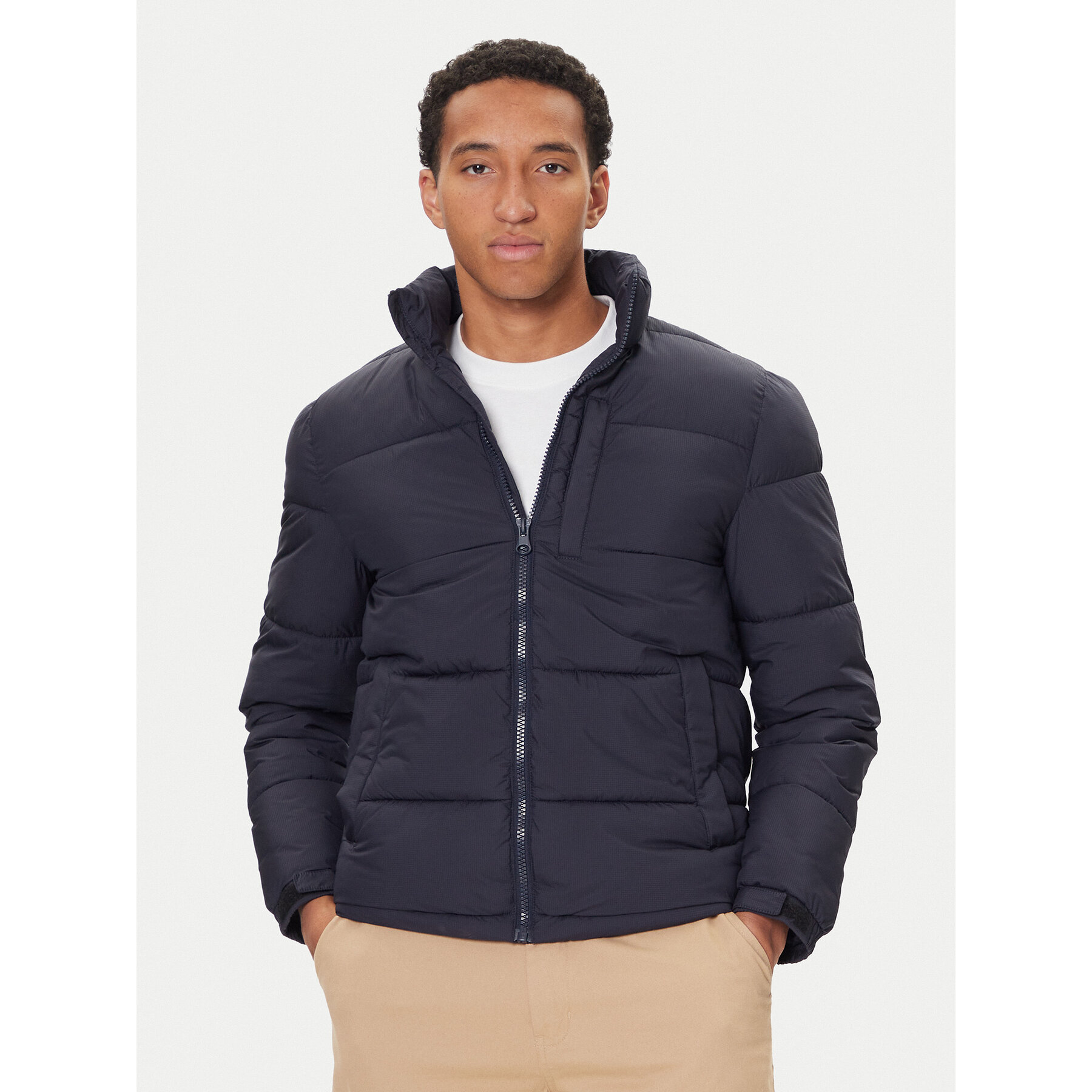 United Colors Of Benetton Kurtka zimowa 2NBPUN06J Granatowy Regular Fit
