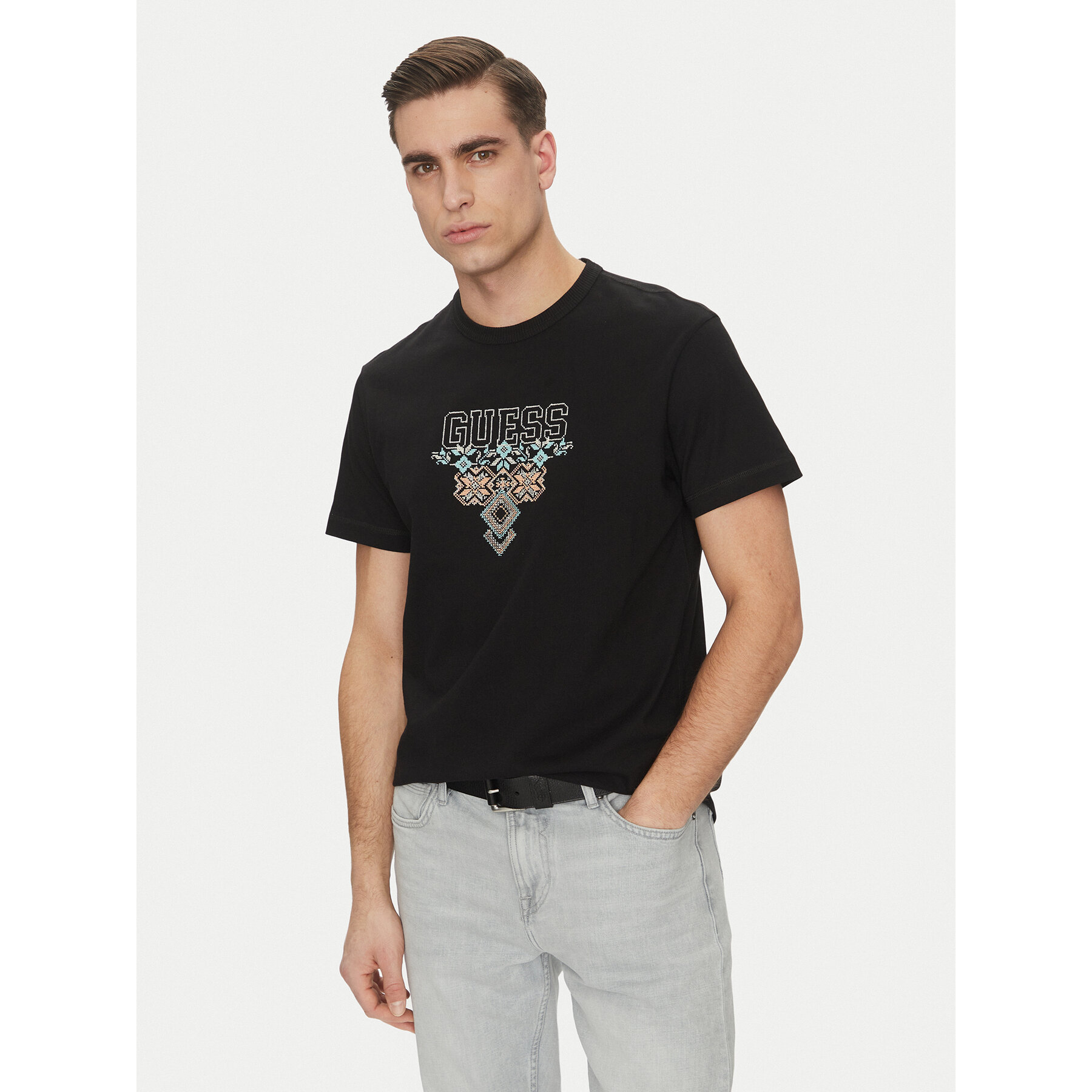 Guess T-Shirt 173007 Czarny Classic Fit