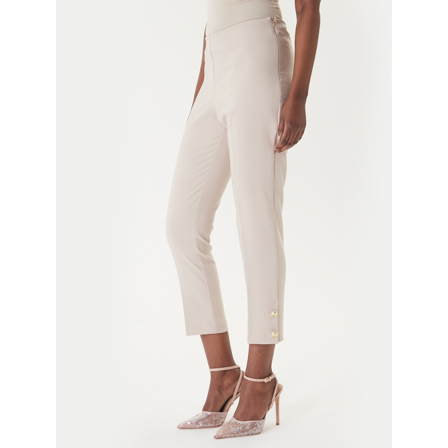 Rinascimento Spodnie materiałowe CFC0128641003 Beżowy Slim Fit