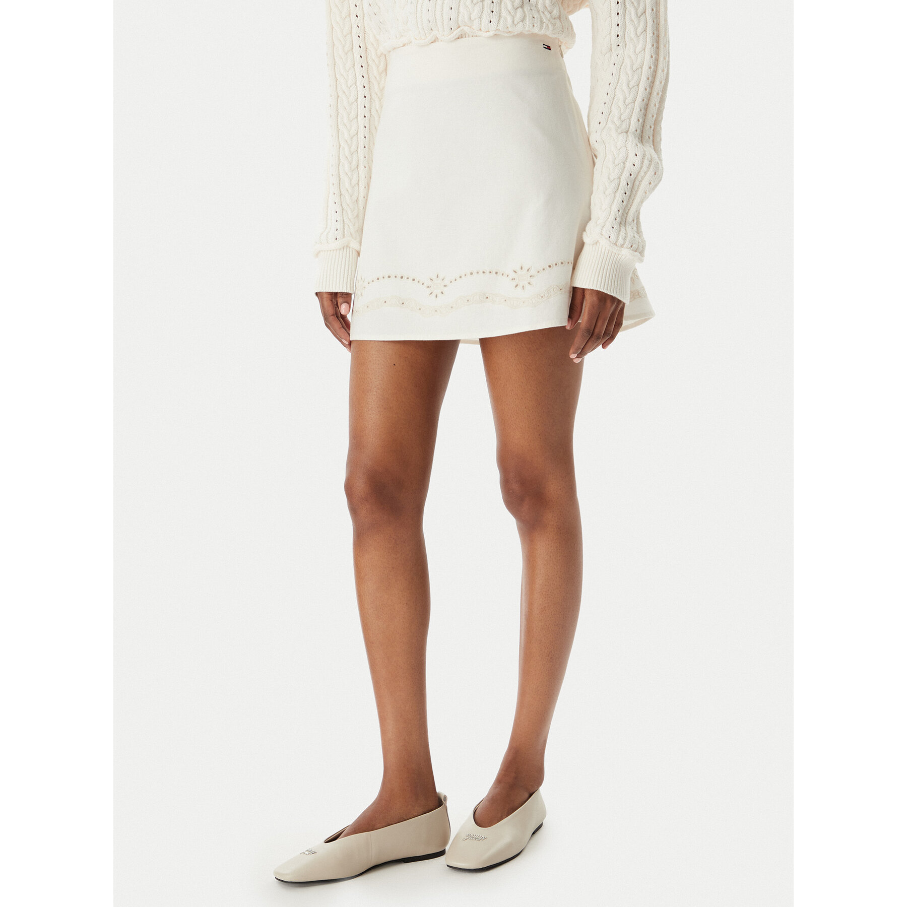 Tommy Jeans Spódnica mini DW0DW22297 Biały Regular Fit