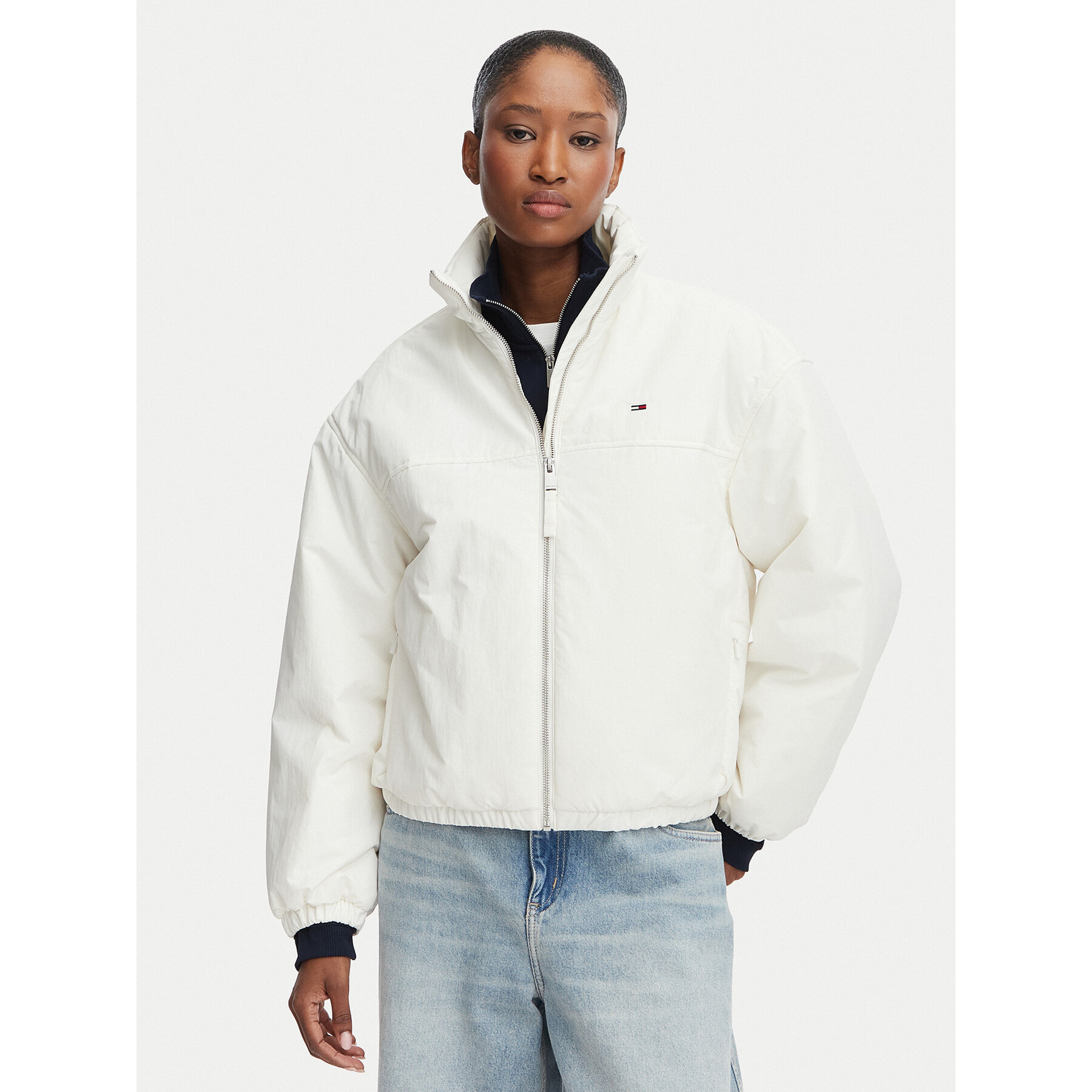 Tommy Jeans Kurtka przejściowa DW0DW22908 Biały Regular Fit