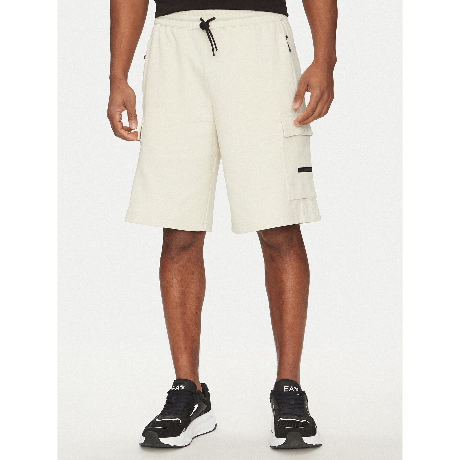 EA7 Emporio Armani Szorty sportowe 7M000326 AF12660 U1112 Écru Regular Fit