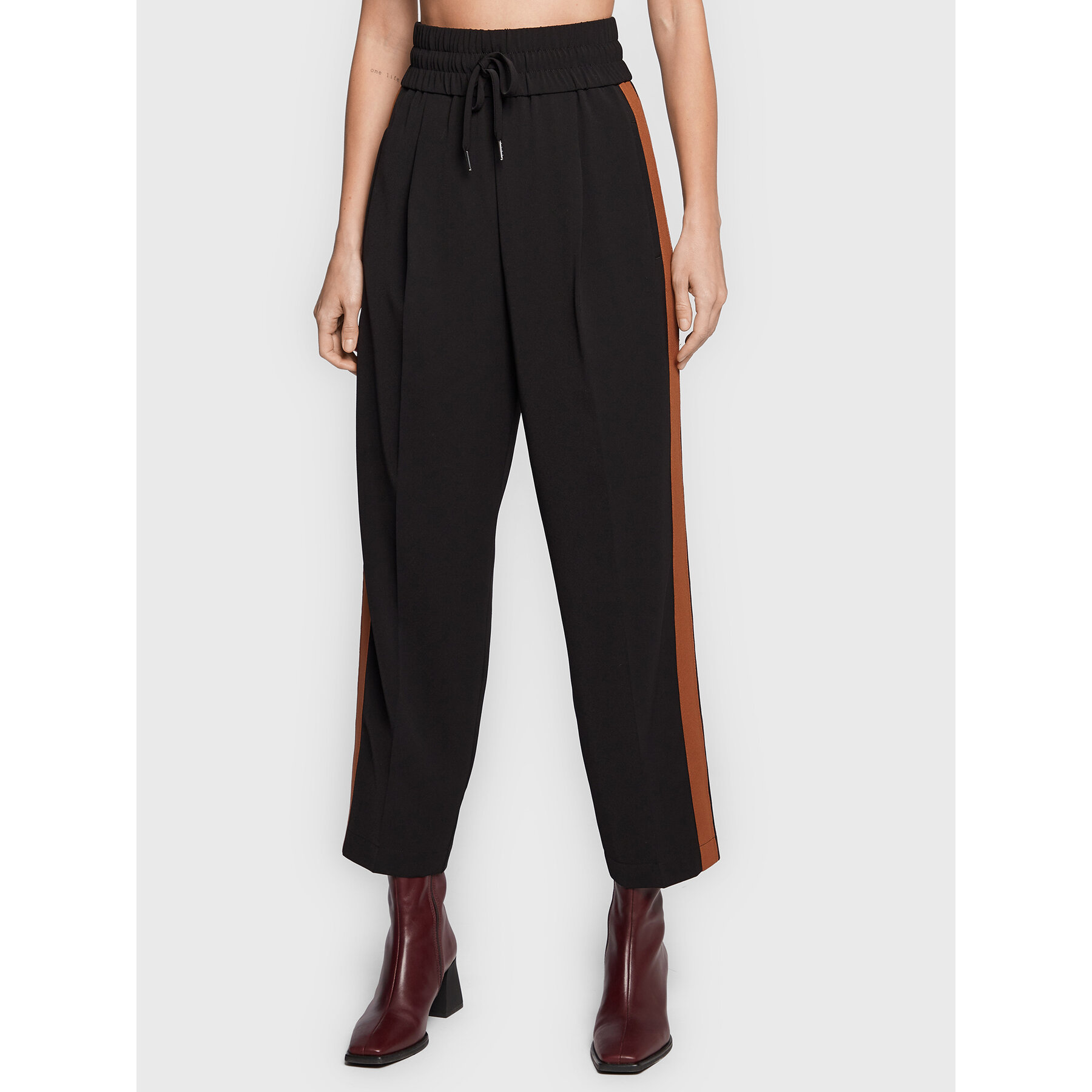 Marc Aurel Spodnie materiałowe 1659 2000 92875 Czarny Regular Fit
