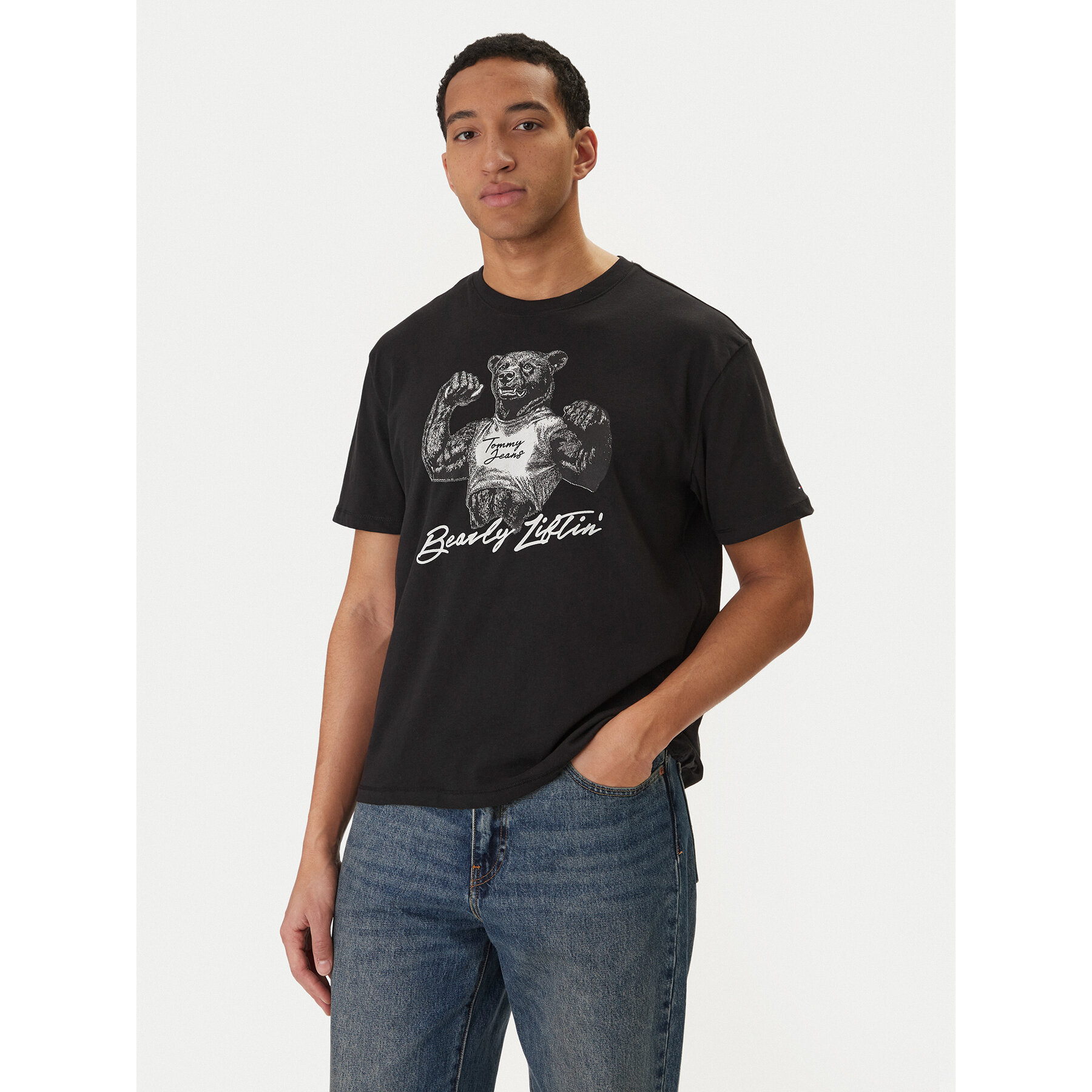 Tommy Jeans T-Shirt Bear DM0DM22543 Czarny Relaxed Fit