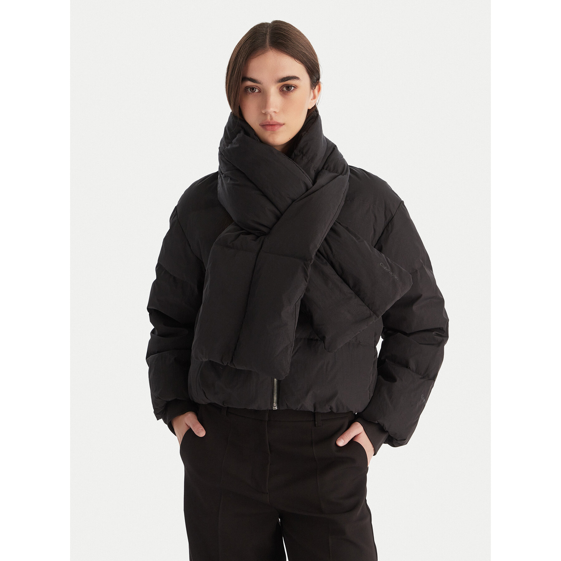 Calvin Klein Kurtka puchowa LV044D518G Czarny Regular Fit