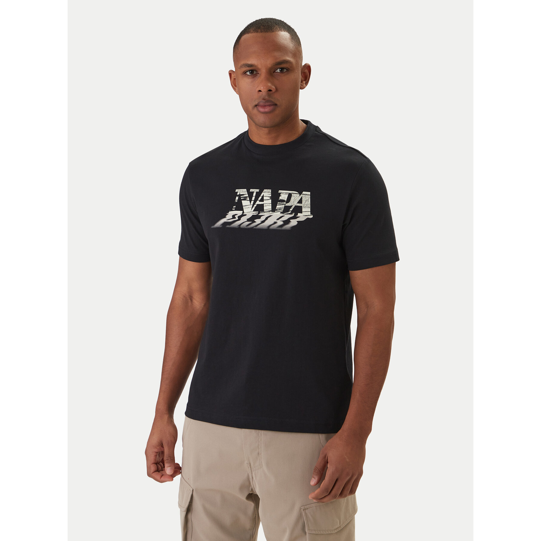 Napapijri T-Shirt Lodestar NP0A4FGY Czarny Regular Fit