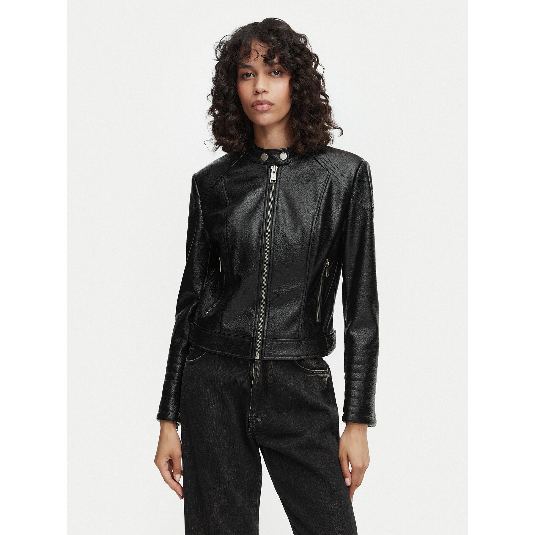 Guess Kurtka z imitacji skóry W6YL25 W2914 Czarny Regular Fit