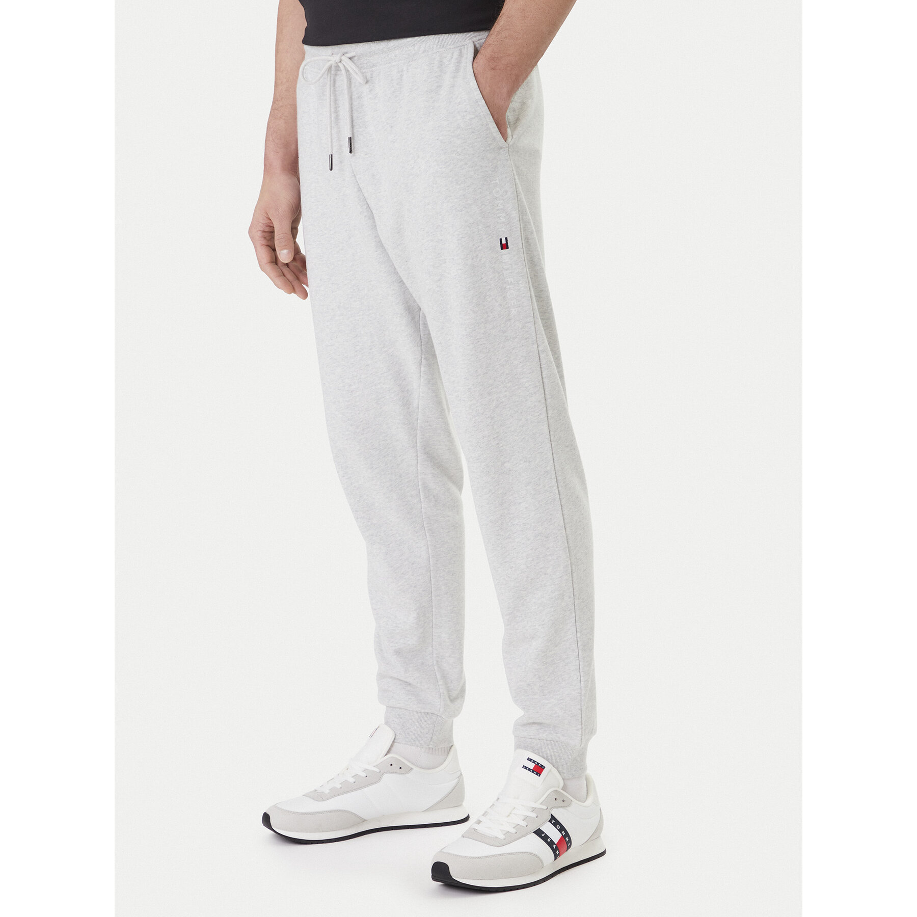 Tommy Hilfiger Spodnie dresowe UM0UM03664 Szary Regular Fit