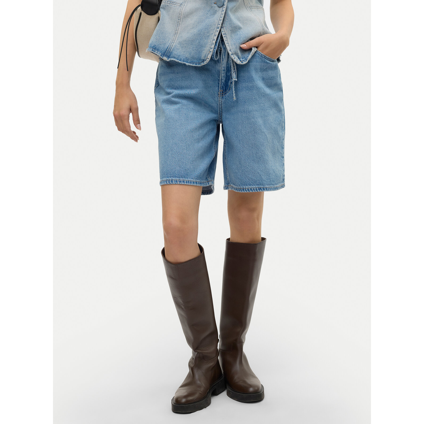 Vero Moda Szorty jeansowe Villa 10326196 Niebieski Loose Fit