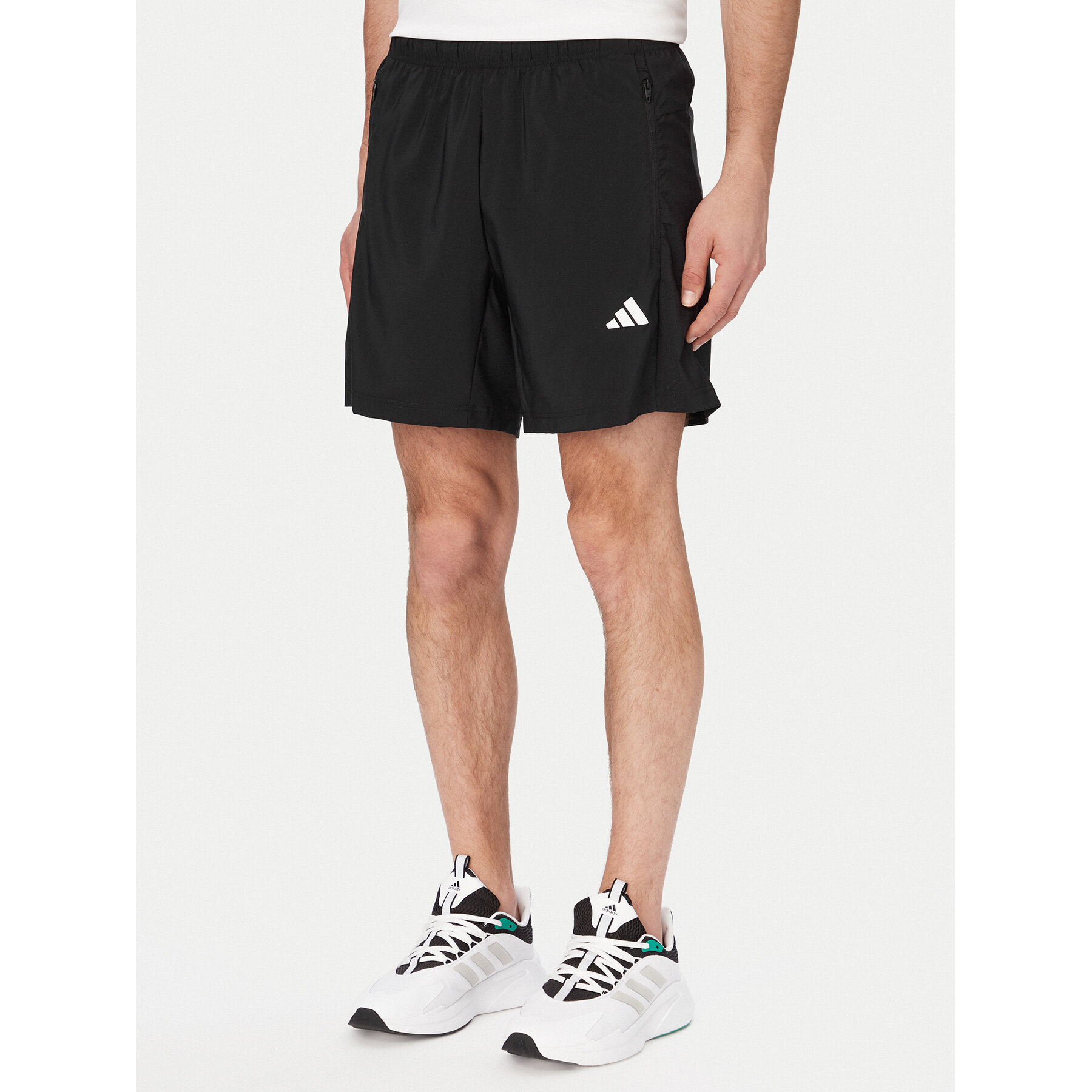 adidas Szorty sportowe Workout Essentials Base KA3549 Czarny Regular Fit
