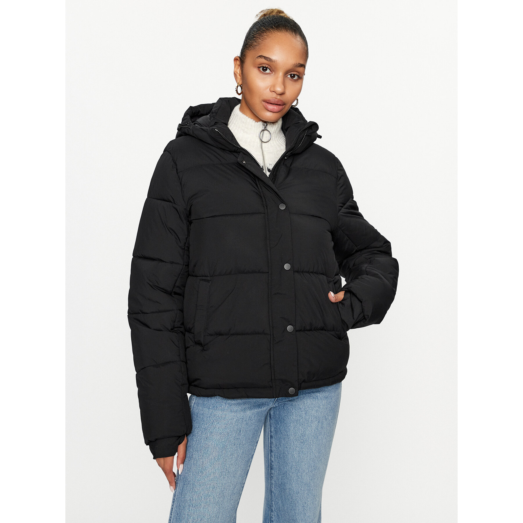 ONLY Kurtka zimowa 15287909 Czarny Regular Fit