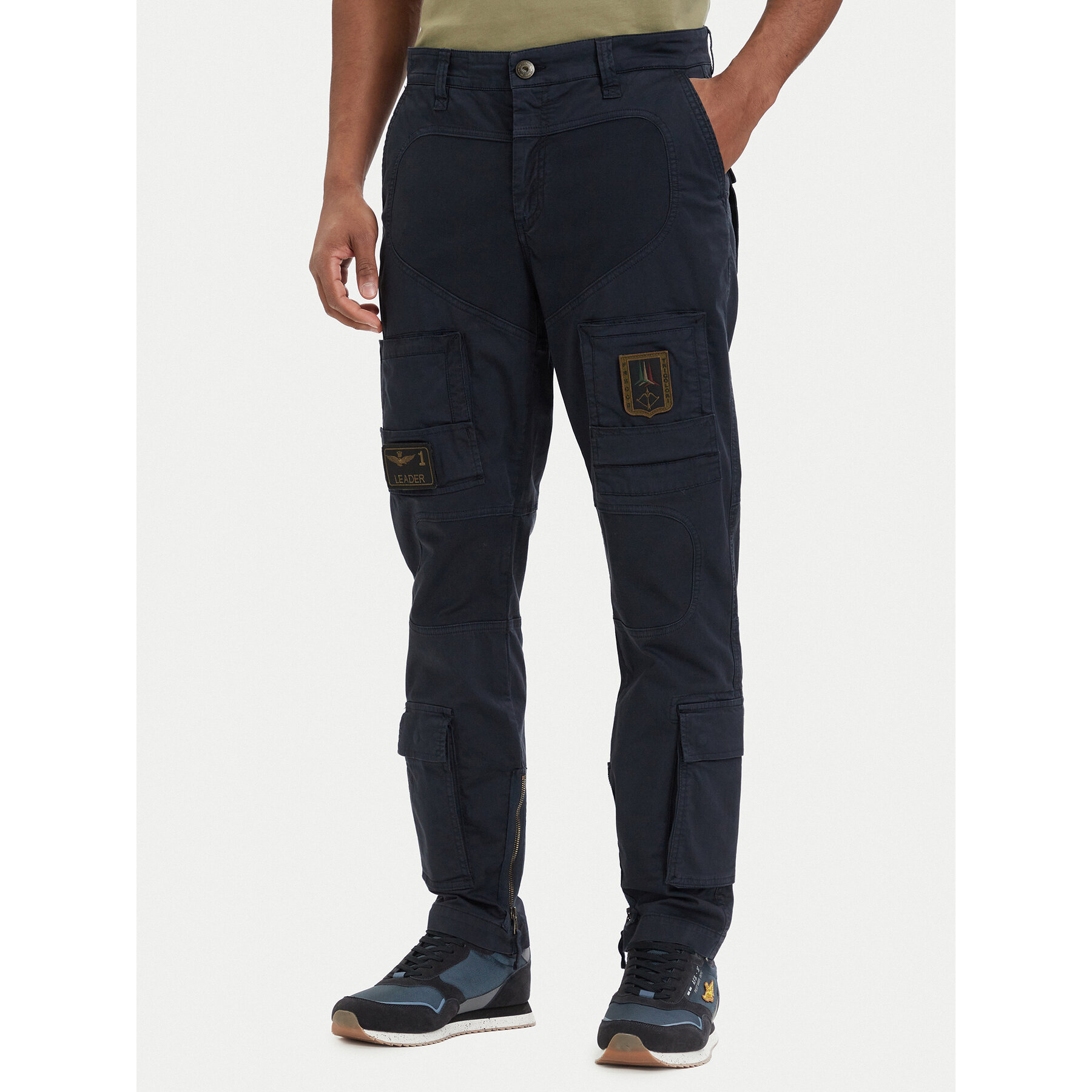 Aeronautica Militare Spodnie cargo Iconic Anti-G 261PA1387UCT01493 Granatowy Regular Fit