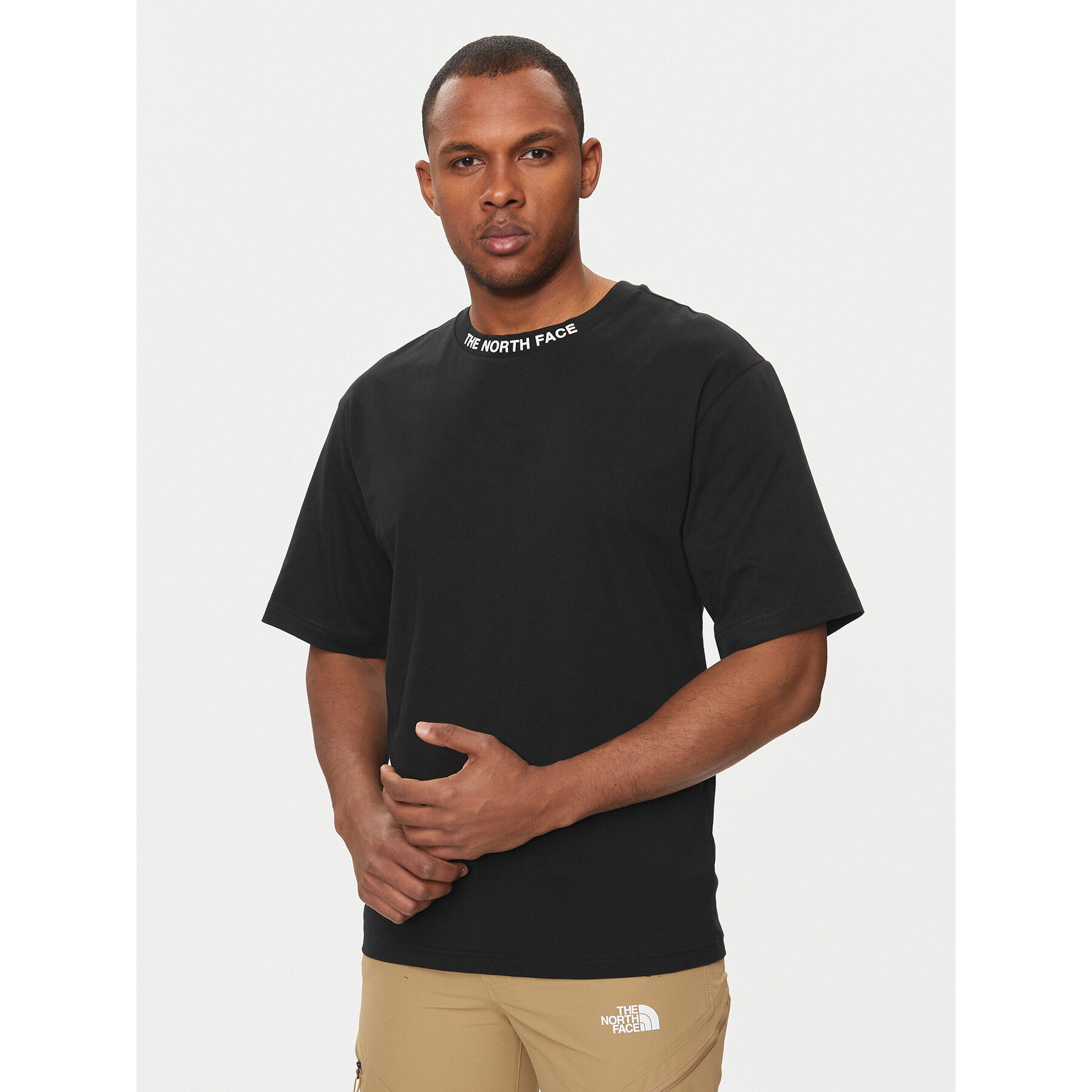 The North Face T-Shirt Zumu NF0A87DD Czarny Regular Fit