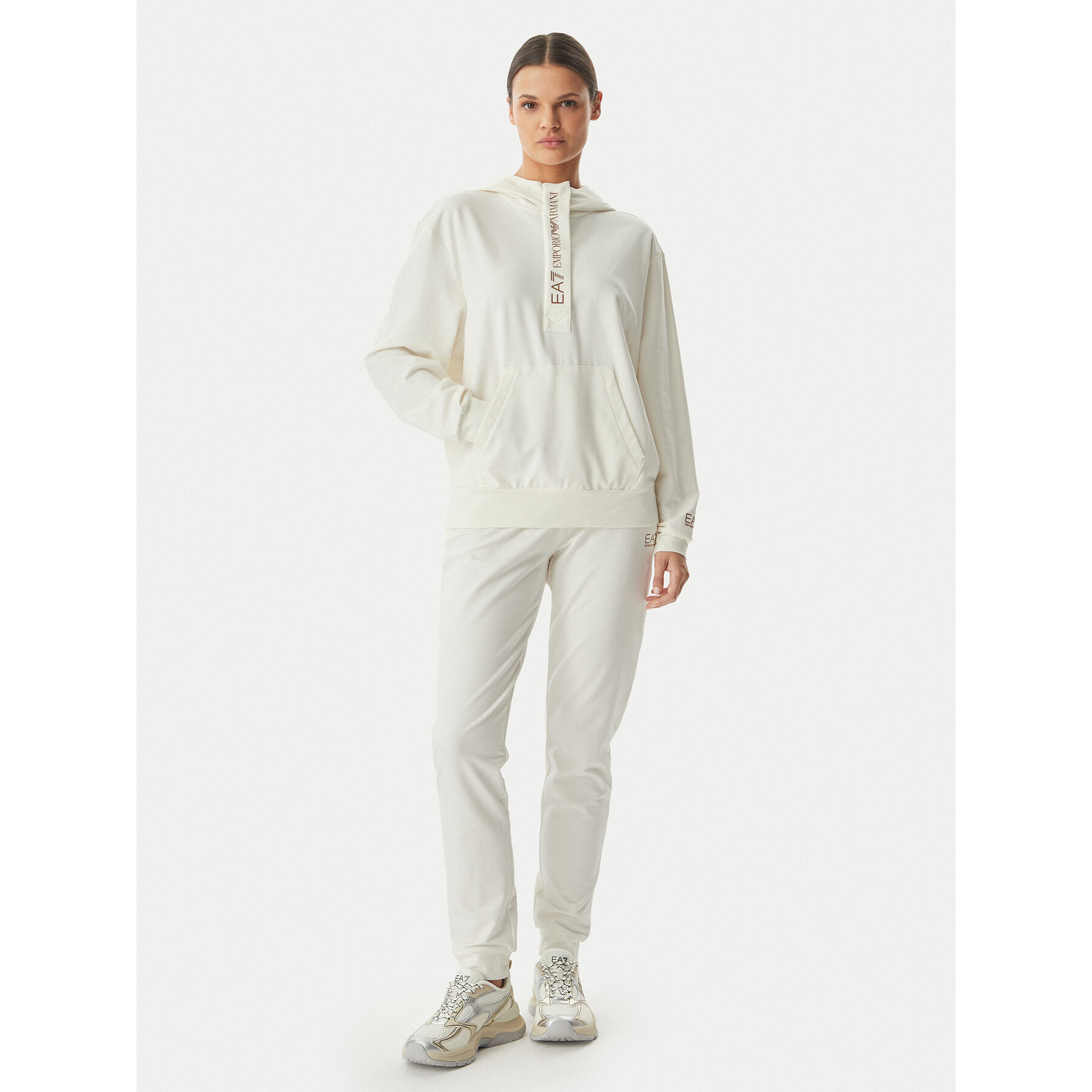 EA7 Emporio Armani Dres 7W000117 AF13135 U0004 Kremowy Regular Fit