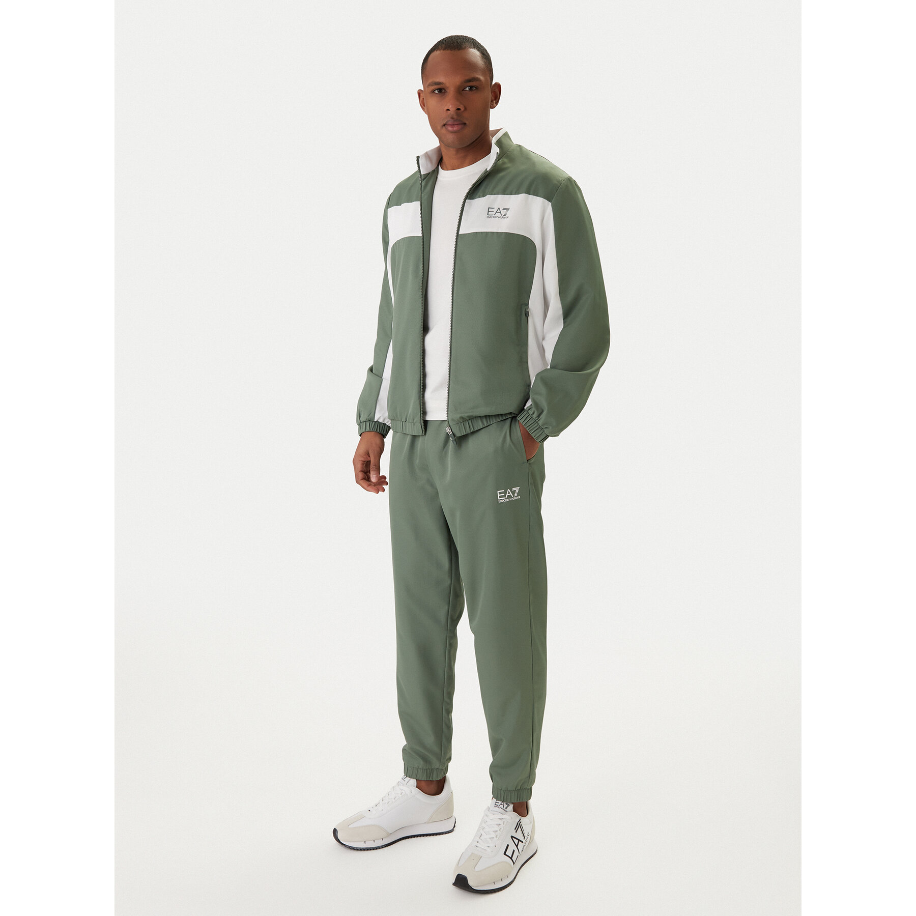 EA7 Emporio Armani Dres 7M001530 AF16072 Zielony Regular Fit