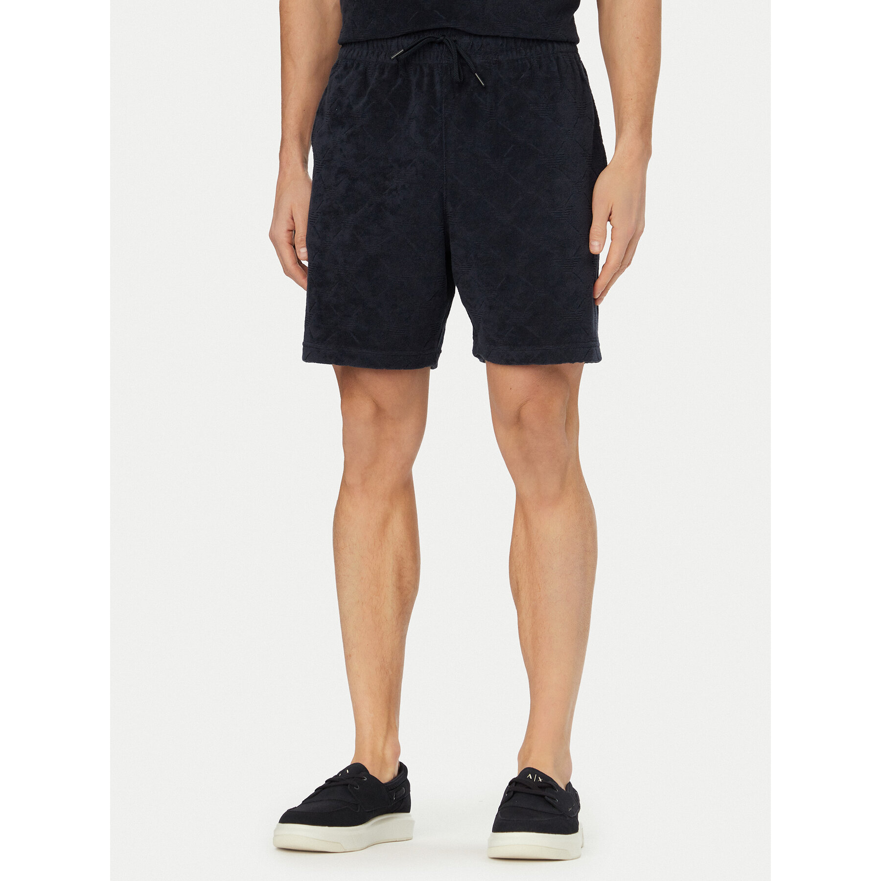 Emporio Armani Szorty sportowe EM000695 AF20449 FB058 Zielony Regular Fit