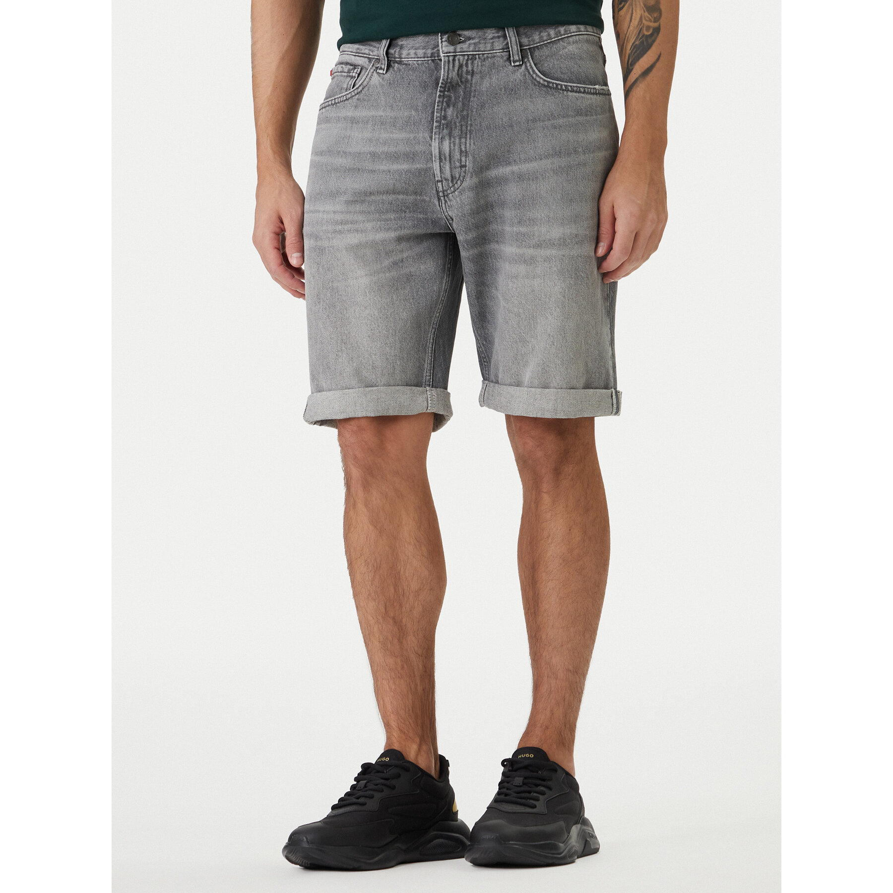 HUGO Szorty jeansowe 50560391 Szary Tapered Fit