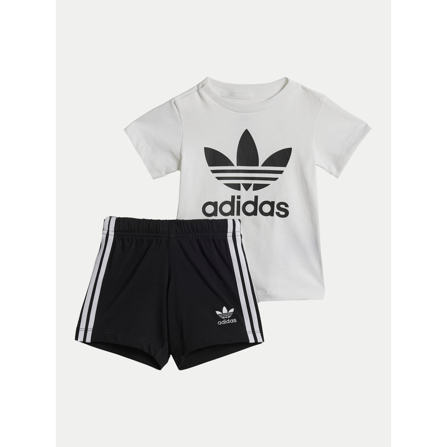 adidas Komplet t-shirt i spodenki JE0521 Czarny Regular Fit