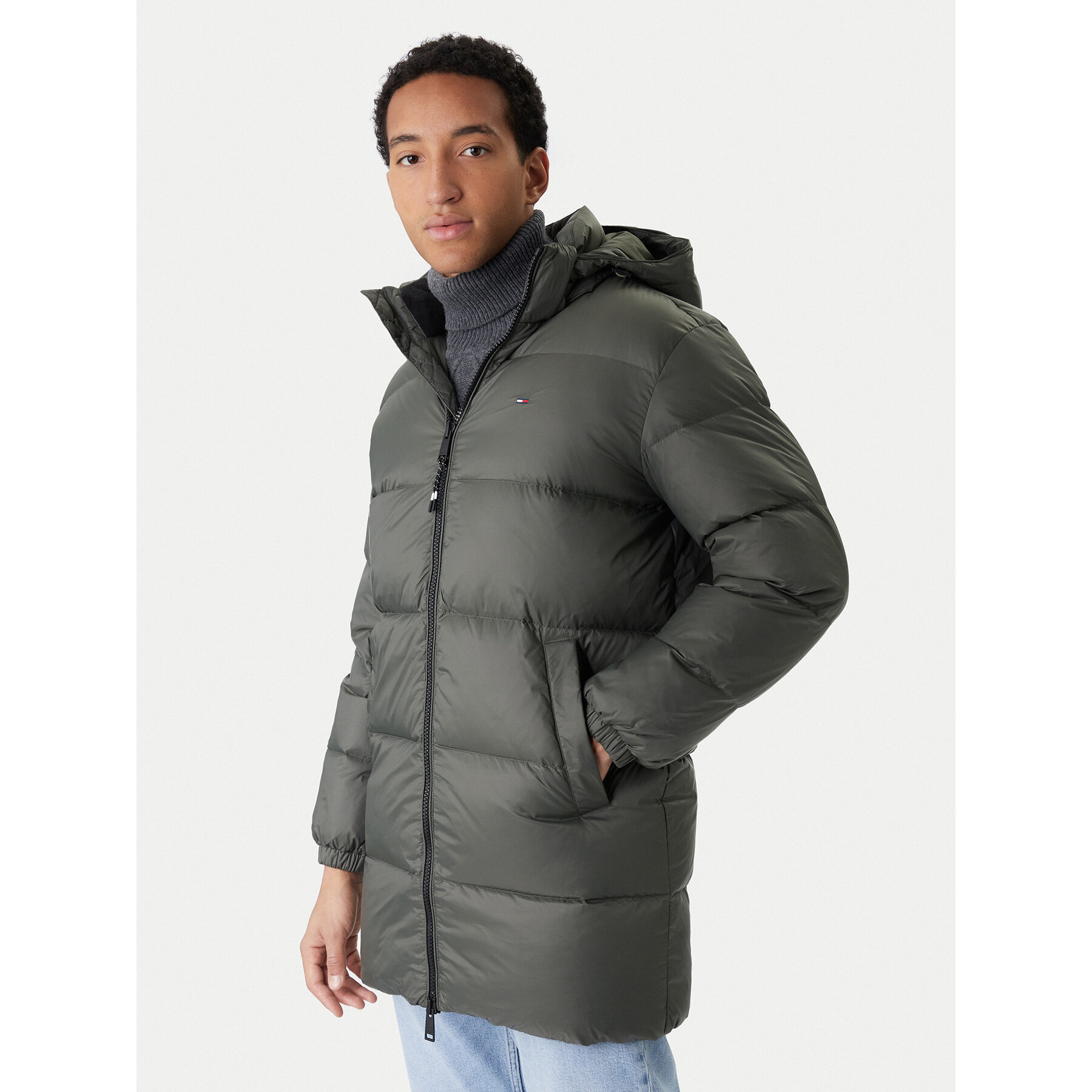 Tommy Jeans Kurtka puchowa Essential DM0DM20466 Zielony Regular Fit