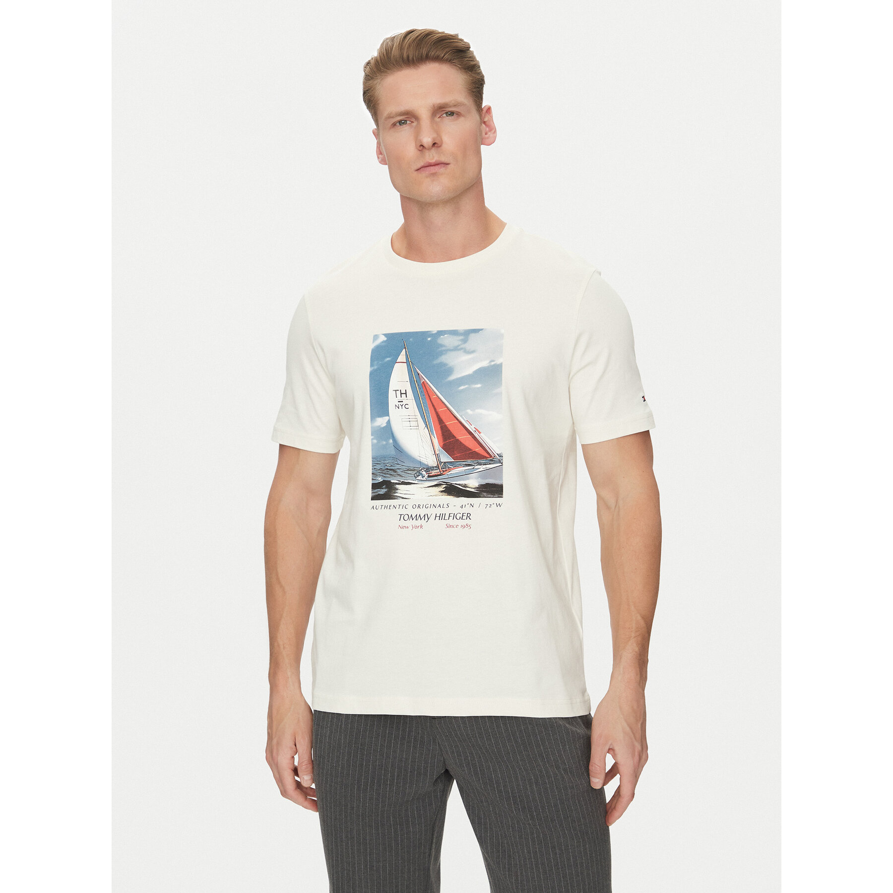 Tommy Hilfiger T-Shirt Color Photo Print MW0MW38615 Beżowy Regular Fit