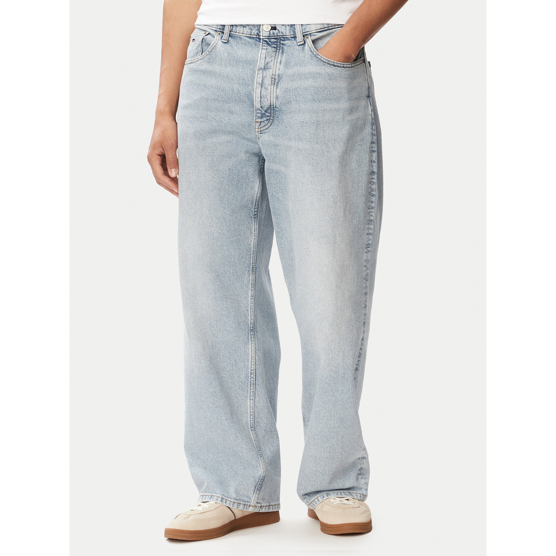 Tommy Jeans Jeansy Theo Baggy DM0DM23739 Niebieski jasny Loose Fit