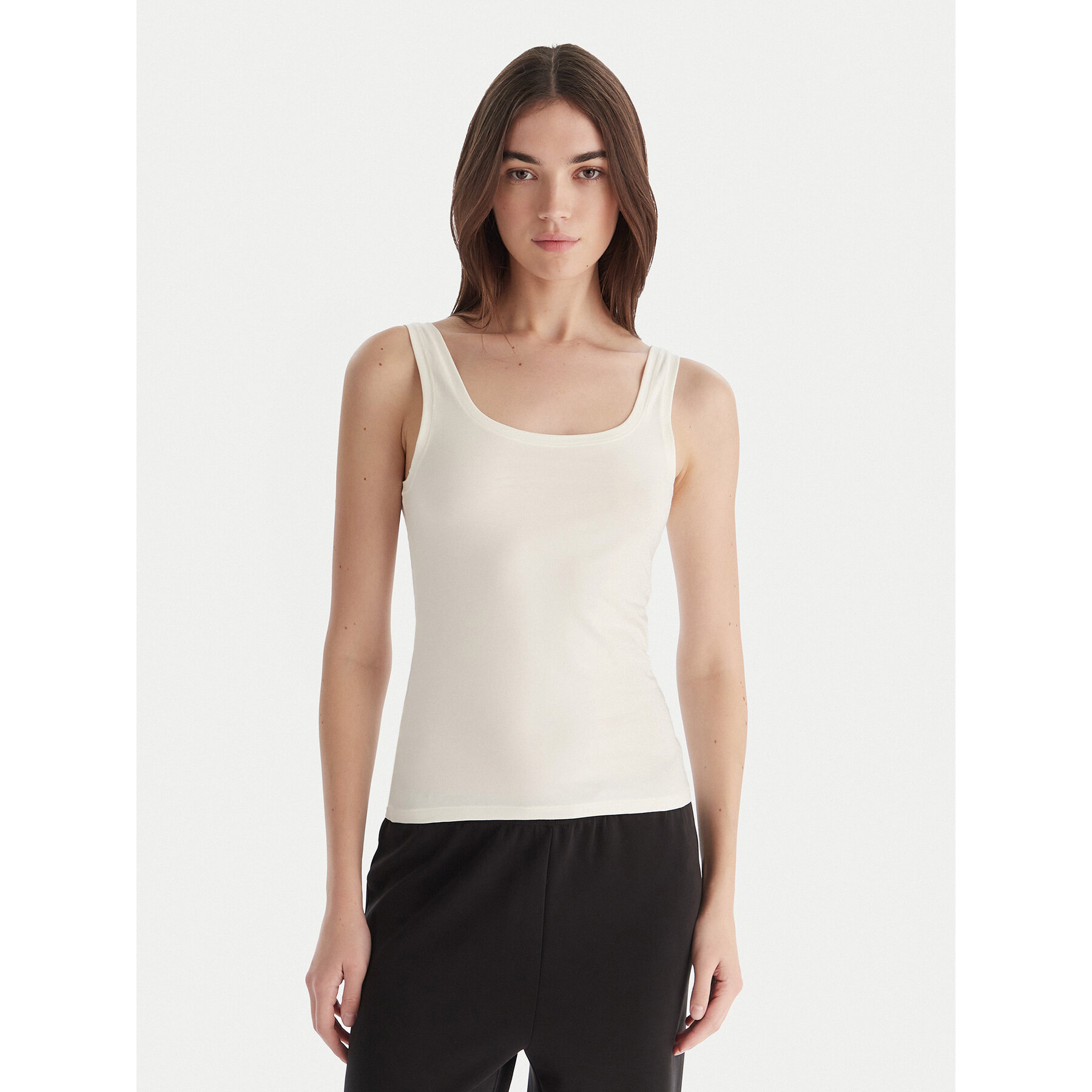 Hunkemöller Top Singlet 302723 Biały Slim Fit