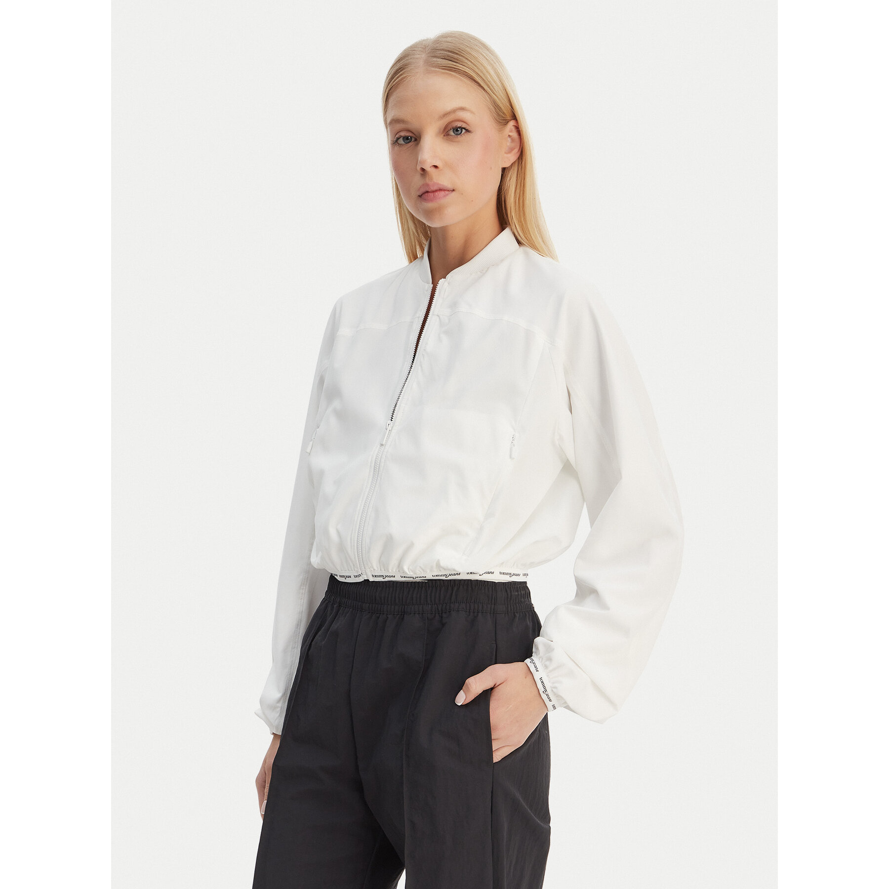 Tommy Jeans Kurtka bomber DW0DW22323 Biały Regular Fit