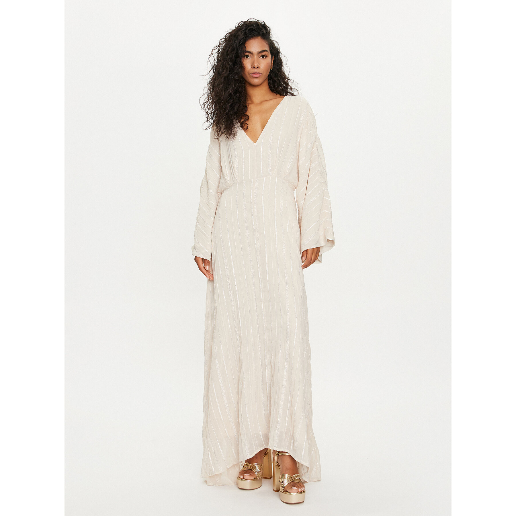 Vero Moda Sukienka letnia Tara 10304254 Écru Loose Fit