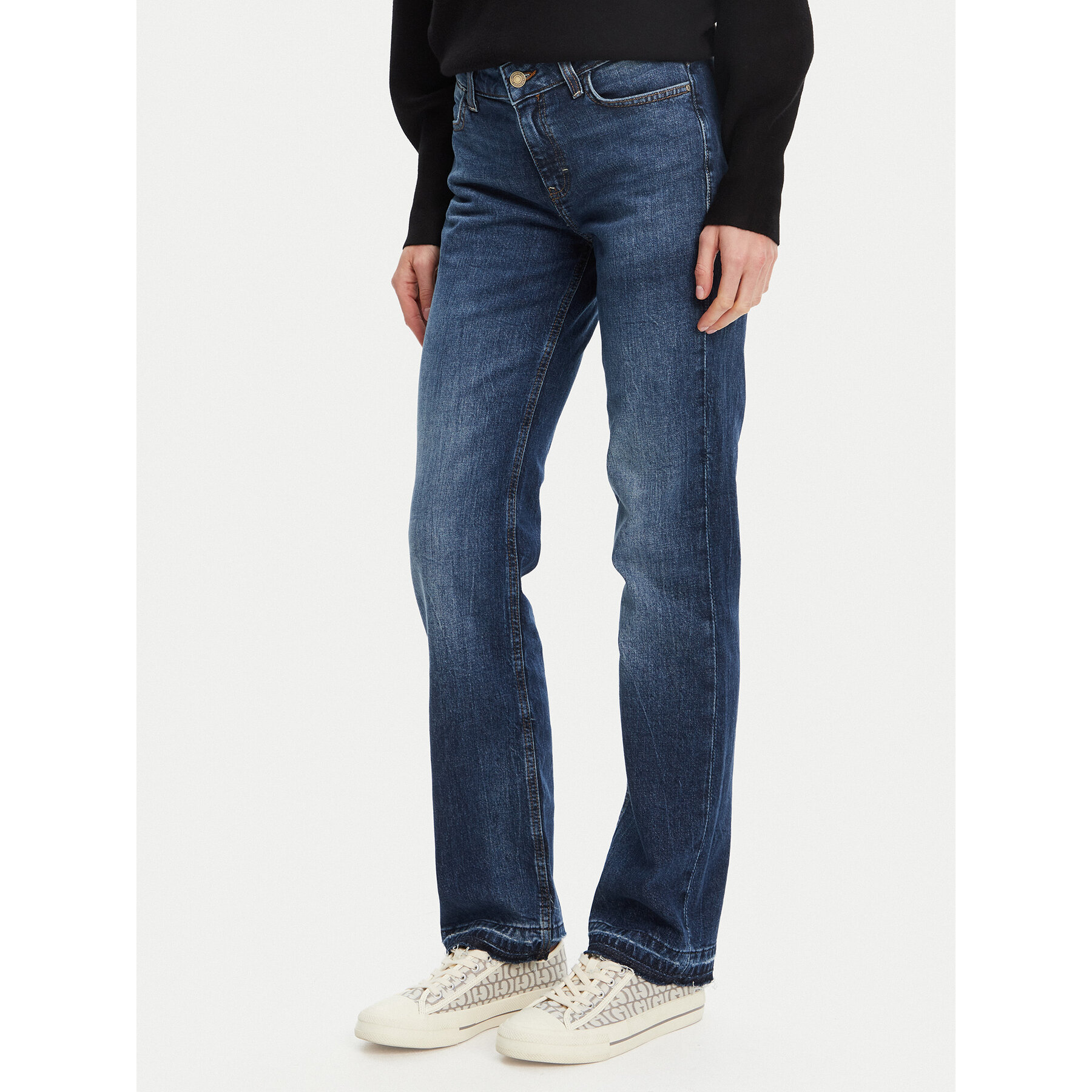 Guess Jeansy W5YA0R D5QP4 Niebieski Regular Fit