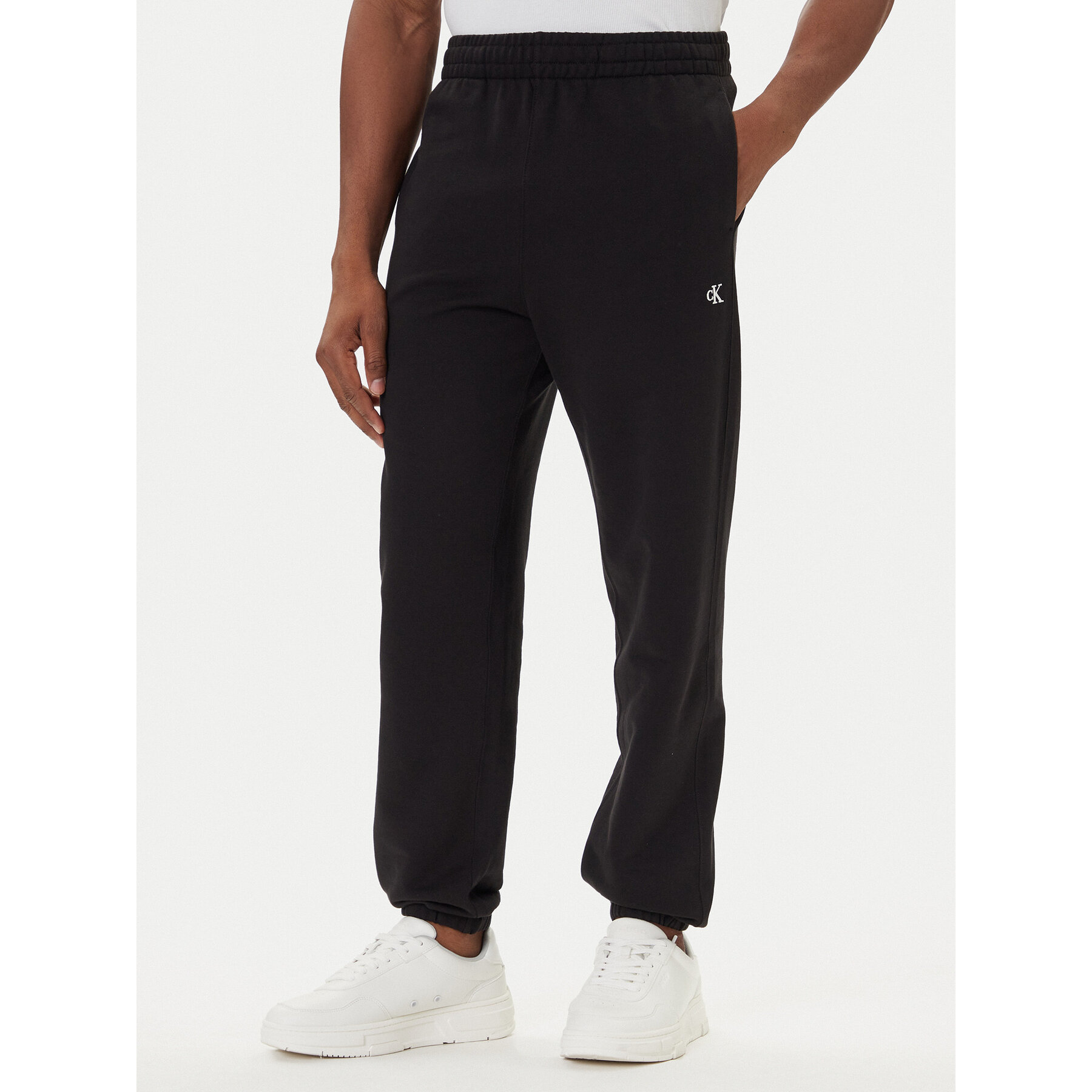 Calvin Klein Jeans Spodnie dresowe LV04RD241G Czarny Regular Fit