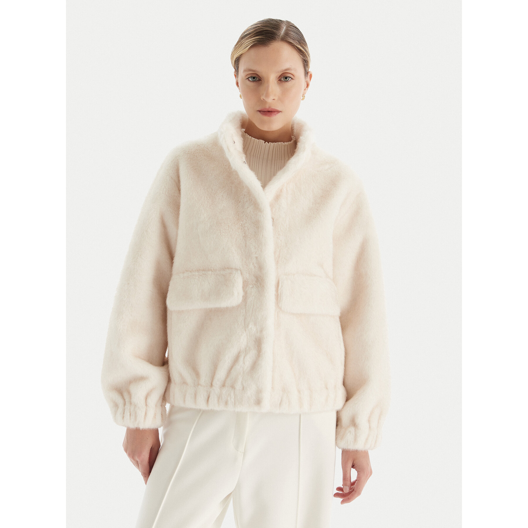 MICHAEL Michael Kors Futro 77A1469M52 Écru Relaxed Fit